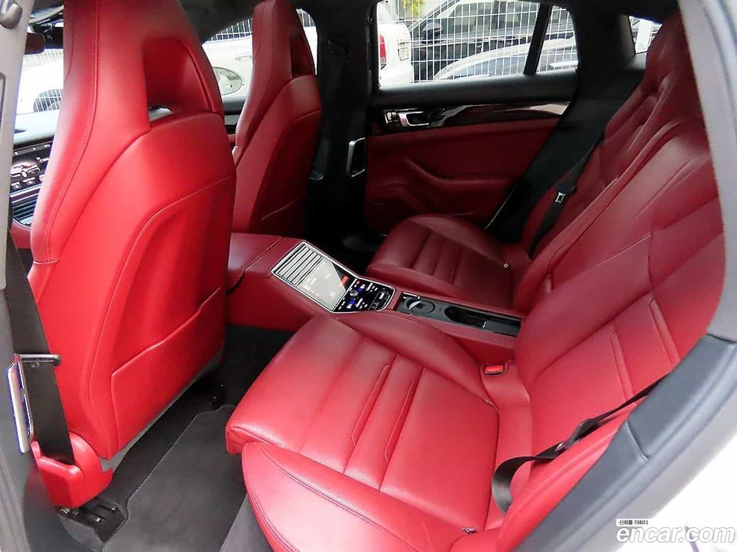 Panamera Porsche 2018.0-INNER-006
