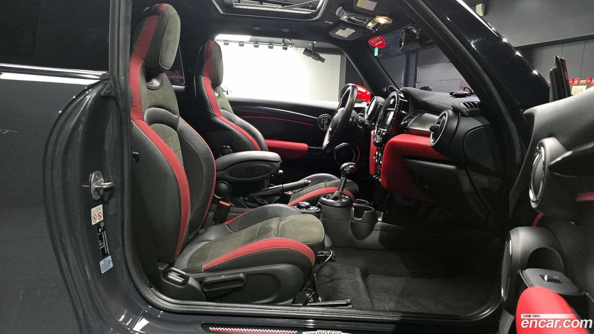 Cooper Mini 2019.4-OPTION-015