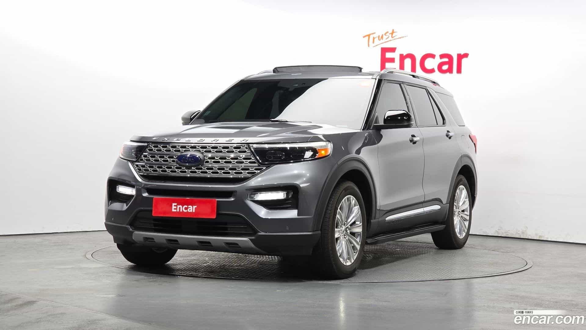 Explorer Ford 2021.10-OUTER-001