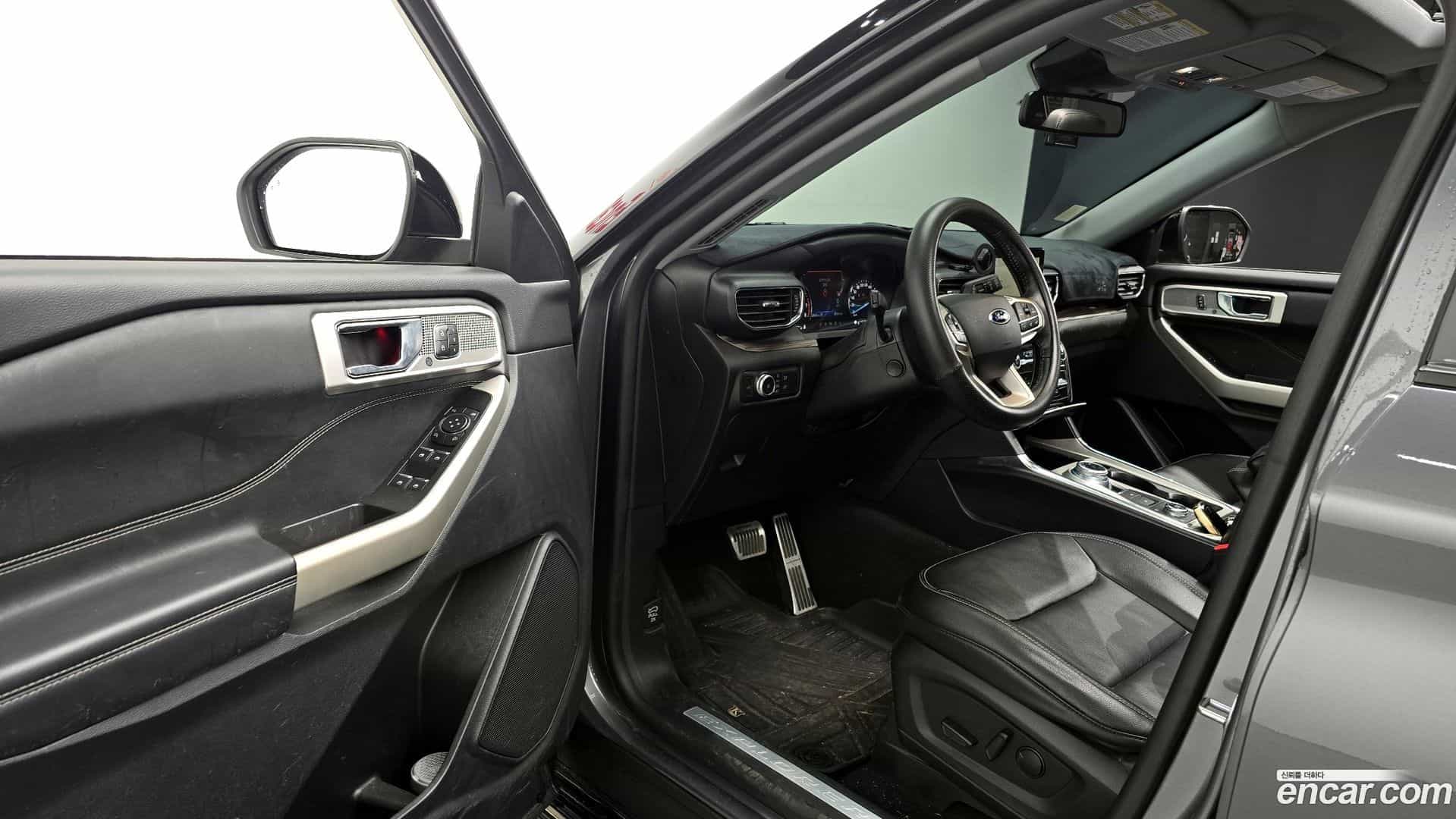 Explorer Ford 2021.10-OPTION-015