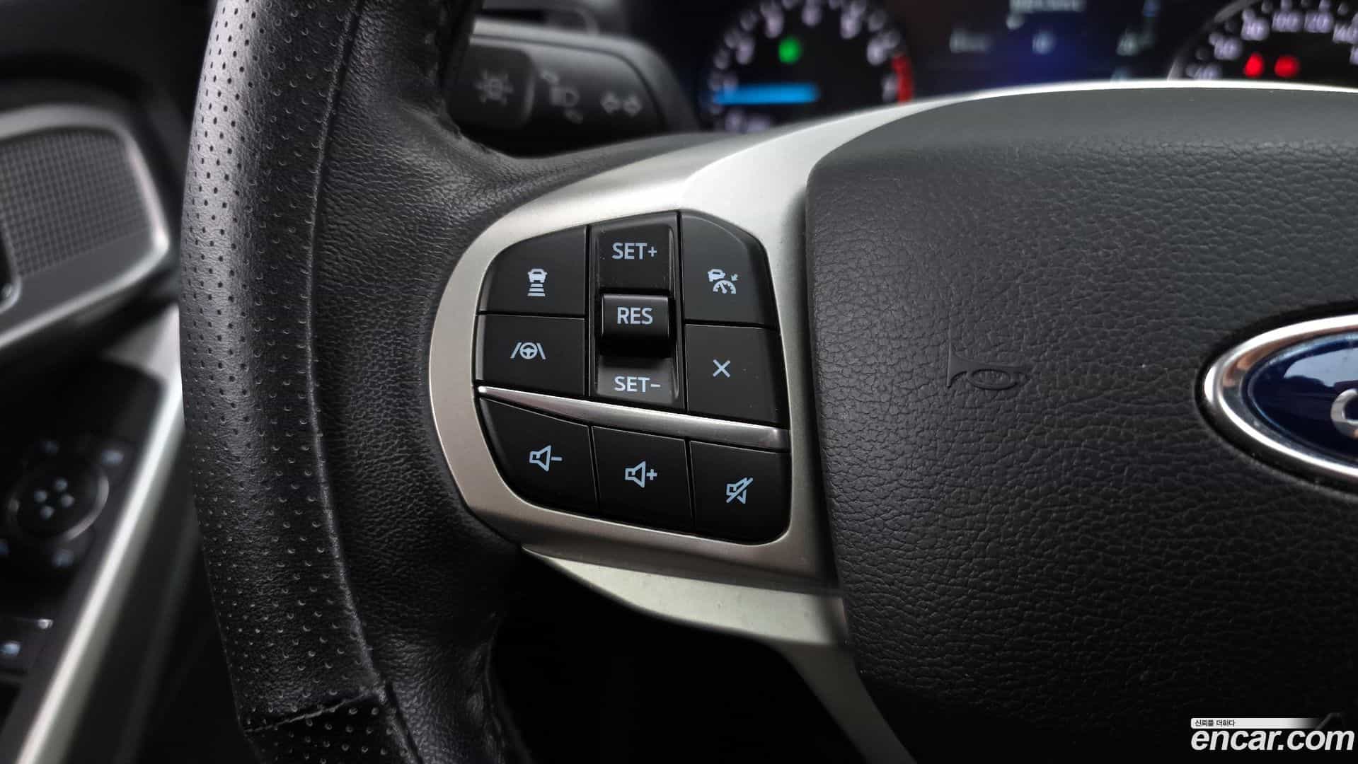 Explorer Ford 2021.10-OPTION-022