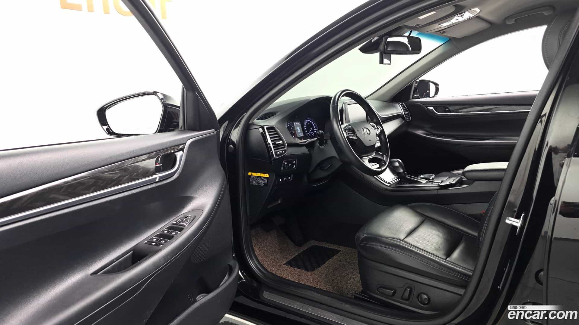 Grandeur Hyundai 2019.10-OPTION-015