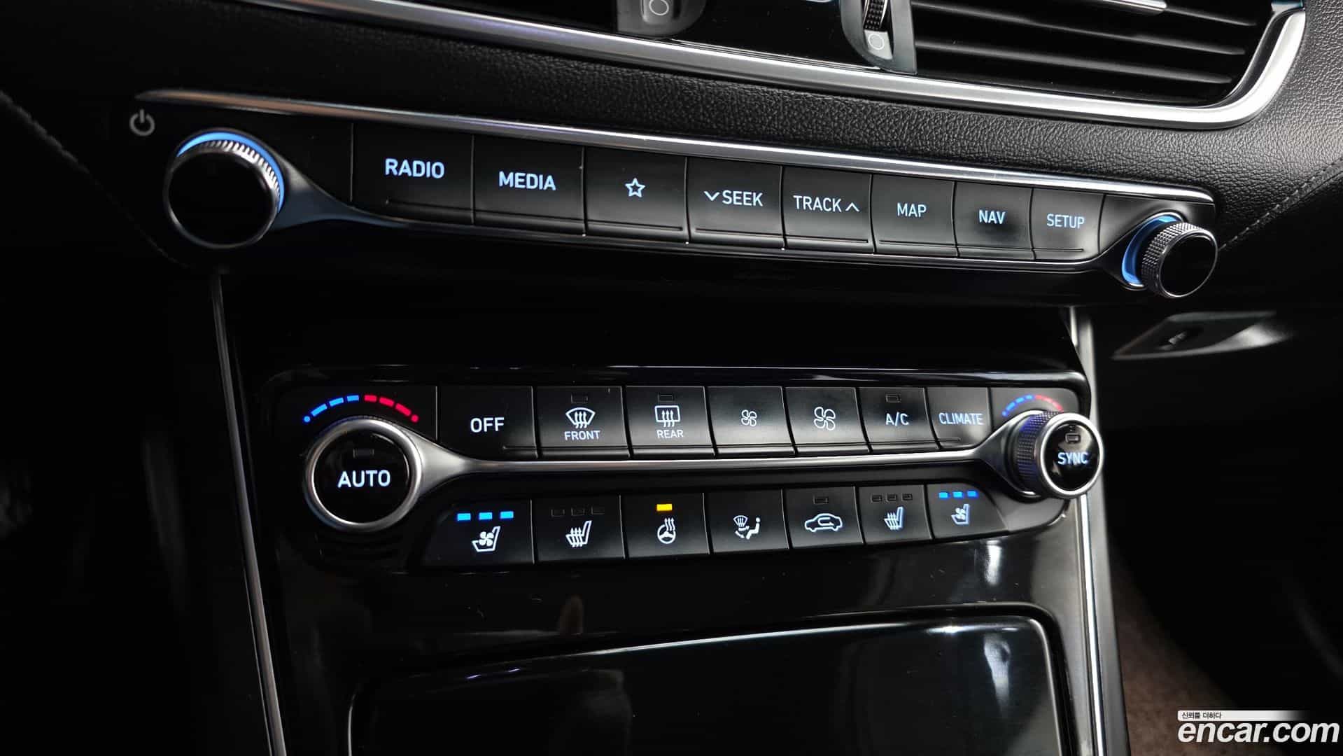 Grandeur Hyundai 2019.10-OPTION-021
