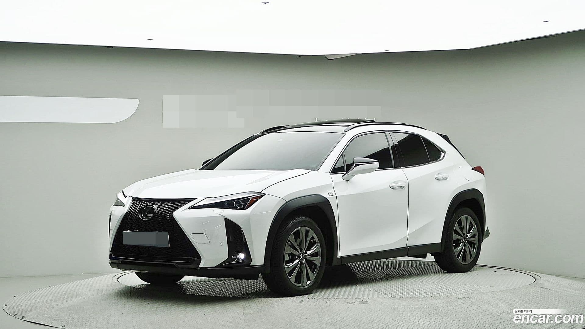Main__Slider__Photo:UX Lexus 2023.7-0