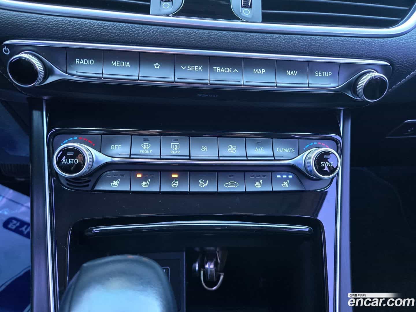 Grandeur Hyundai 2017.2-INNER-009