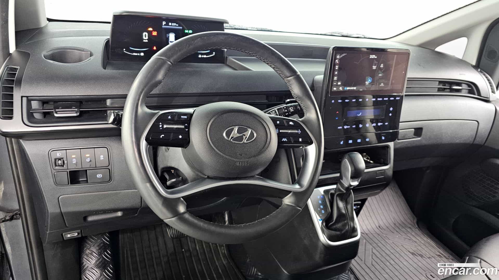 Staria Hyundai 2022.10-OPTION-017