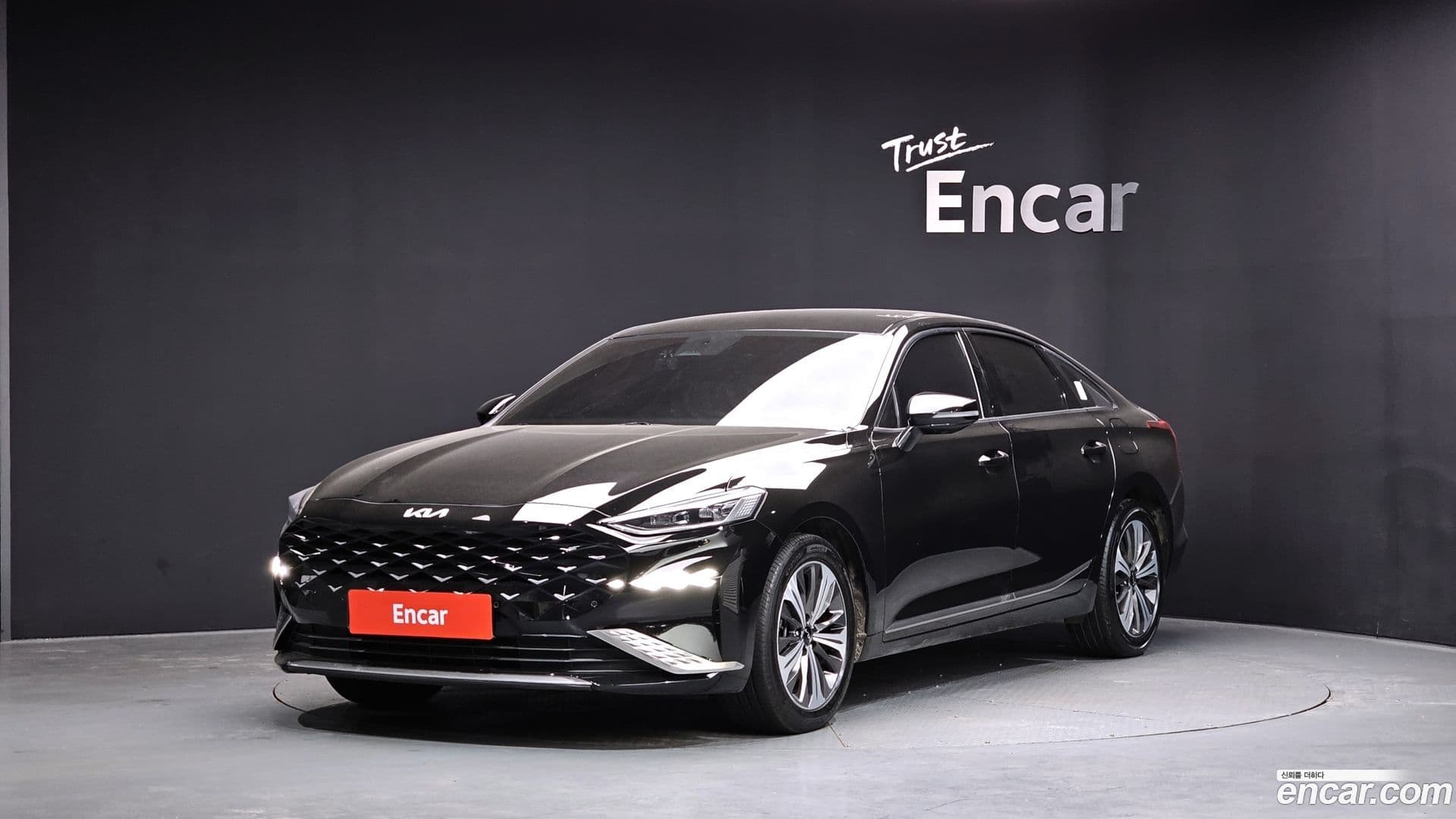 Main__Slider__Photo:K8 Kia 2021.4-0