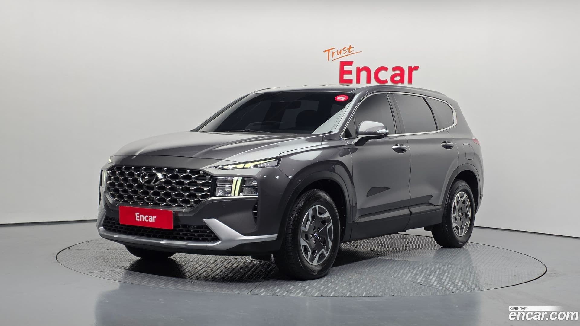 Main__Slider__Photo:Santafe Hyundai 2022.5-0
