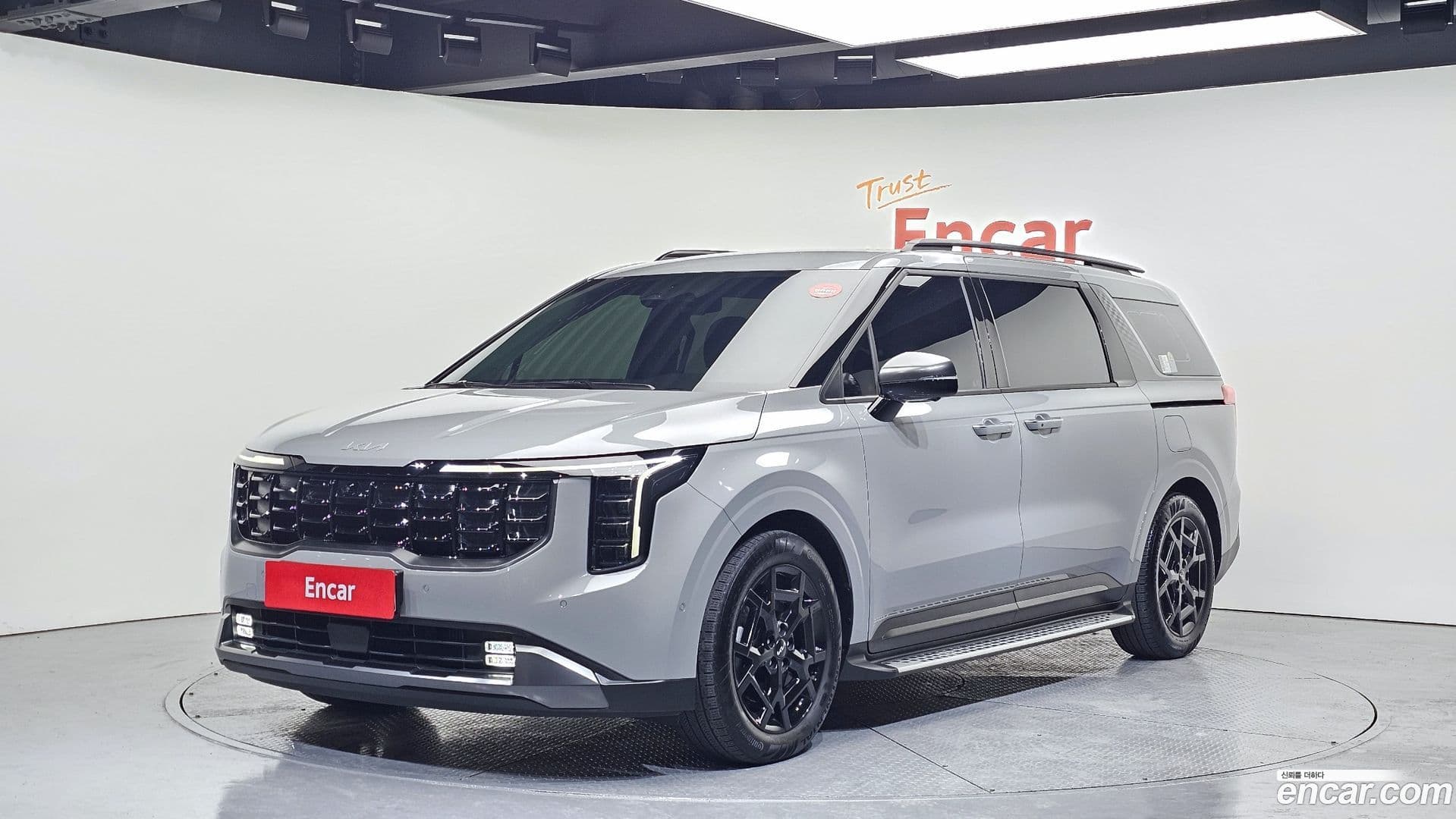 Main__Slider__Photo:Canival Kia 2024.0-0