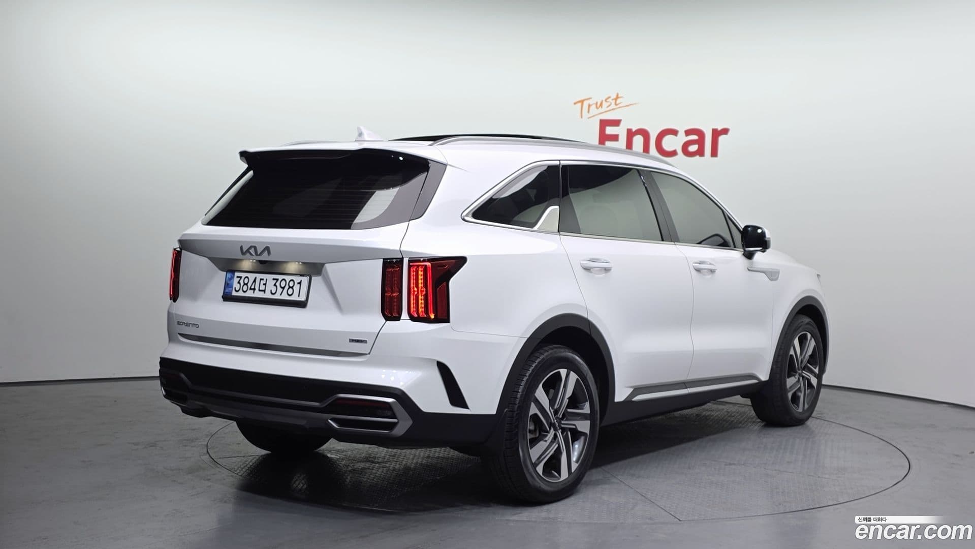 Main__Slider__Photo:Sorento Kia 2023.3-1