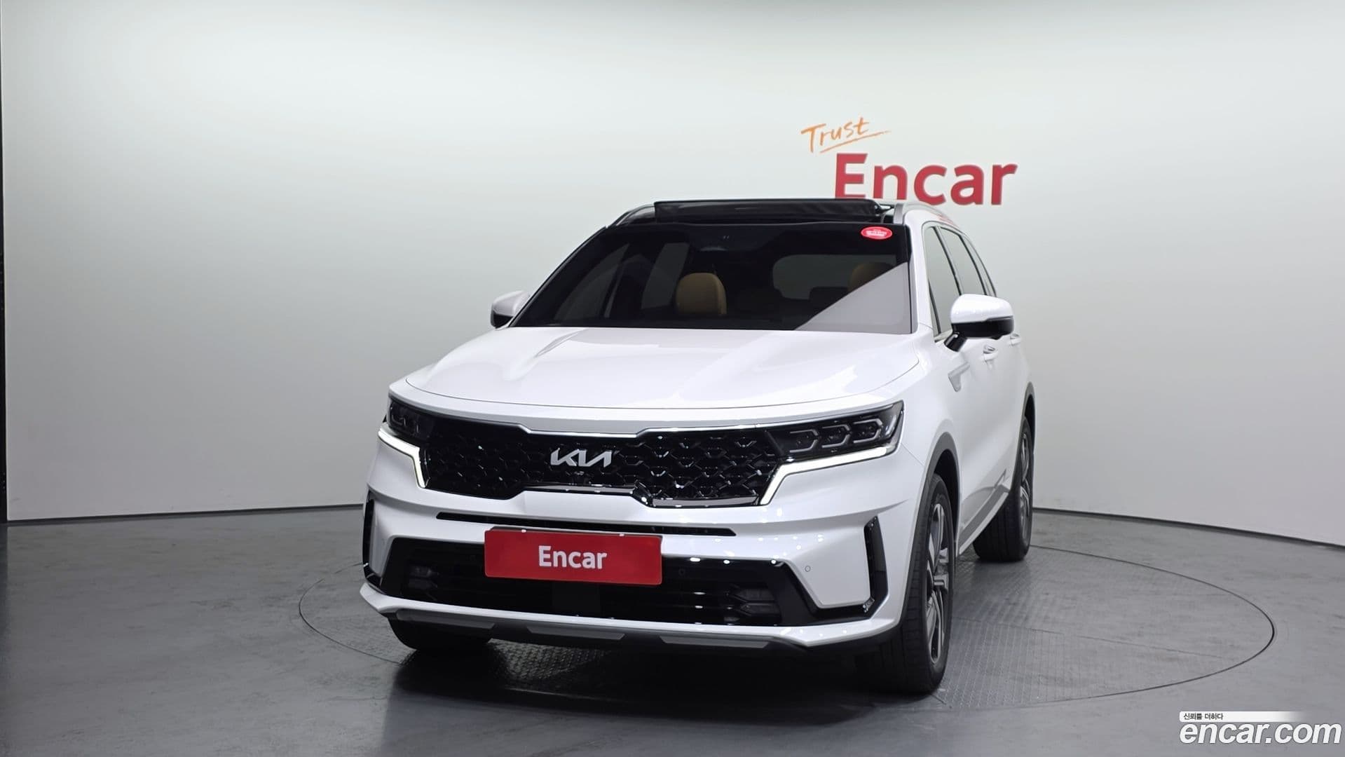 Main__Slider__Photo:Sorento Kia 2023.3-2
