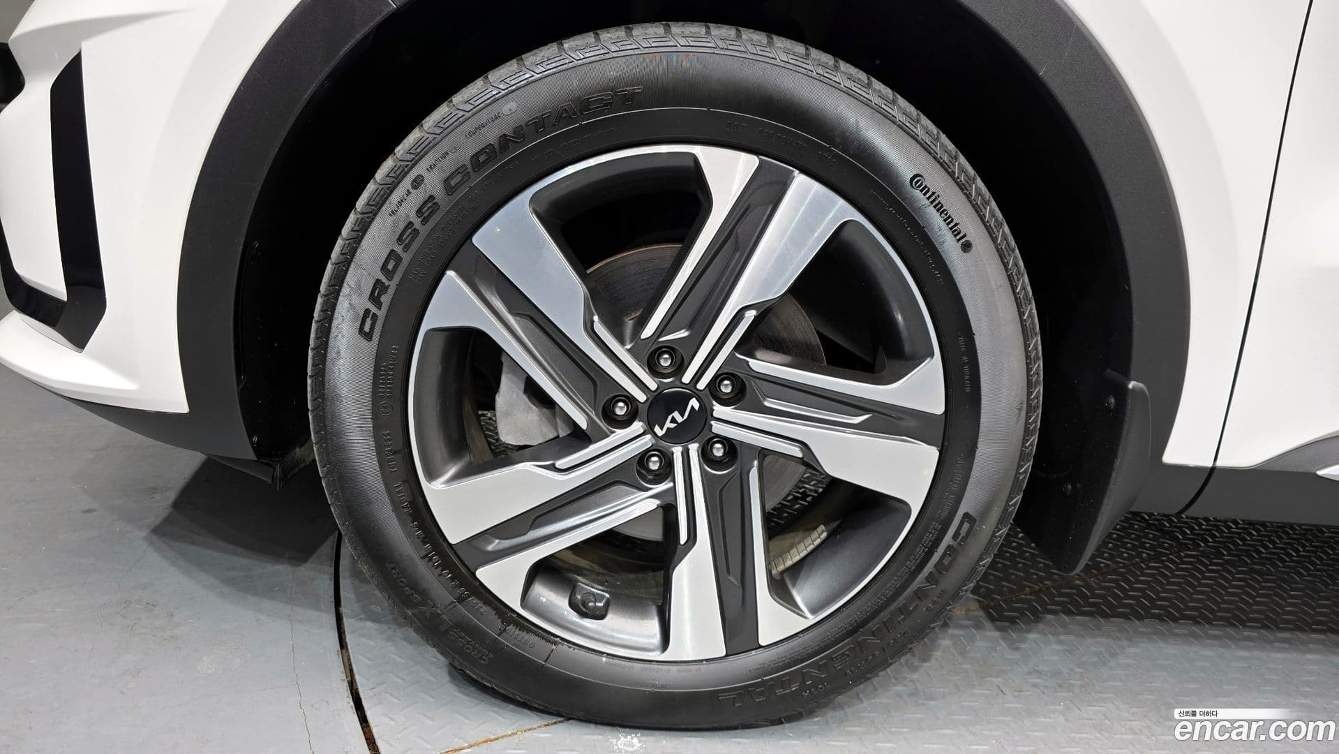 Main__Slider__Photo:Sorento Kia 2023.3-4