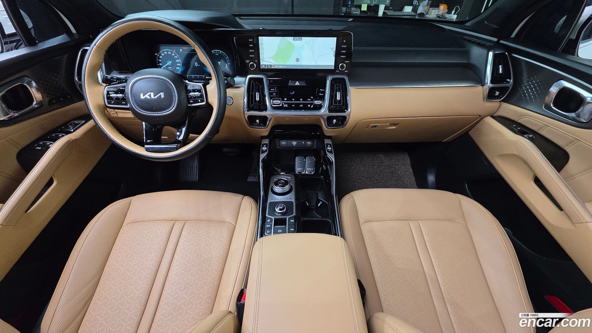 Main__Slider__Photo:Sorento Kia 2023.3-6