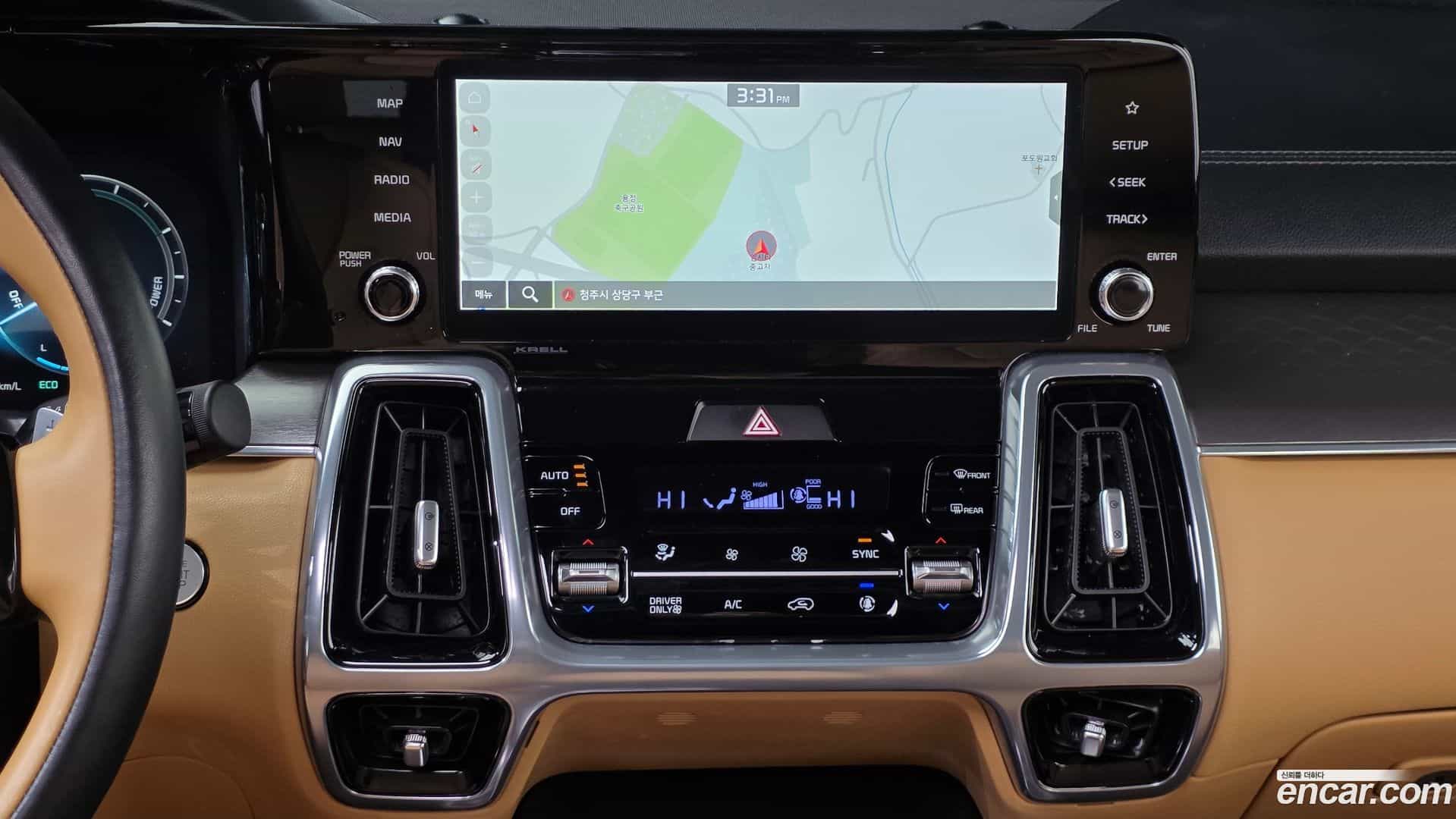 Sorento Kia 2023.3-OPTION-015