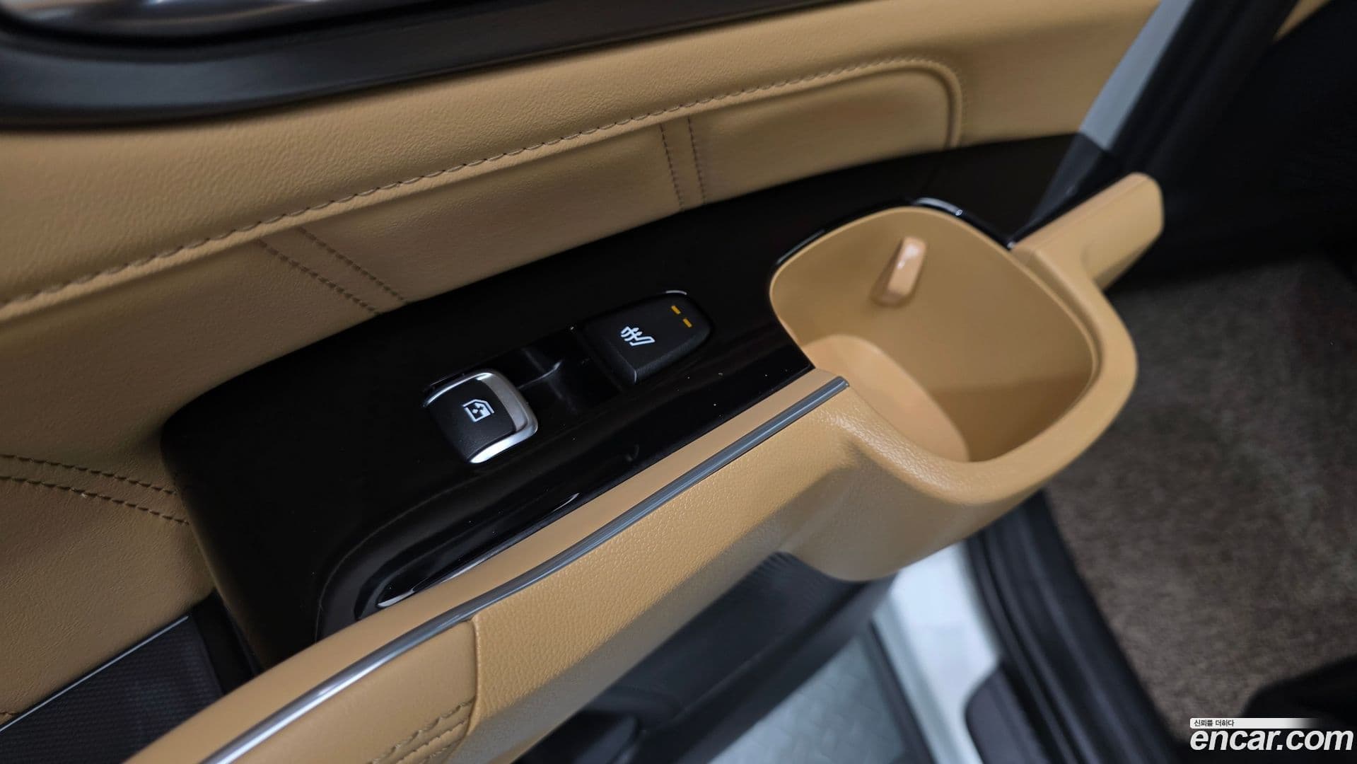 Main__Slider__Photo:Sorento Kia 2023.3-15
