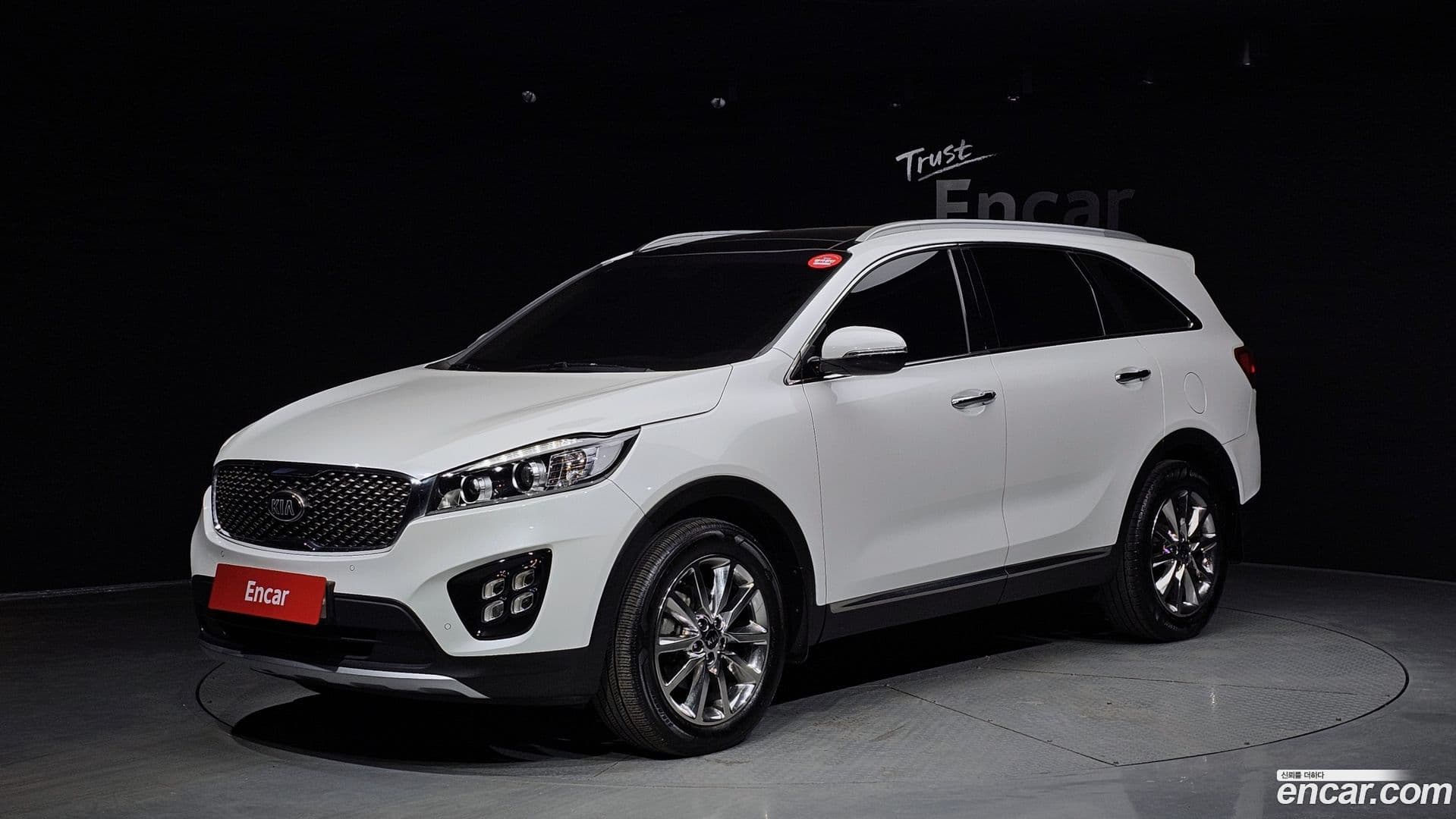 Main__Slider__Photo:Sorento Kia 2014.9-0