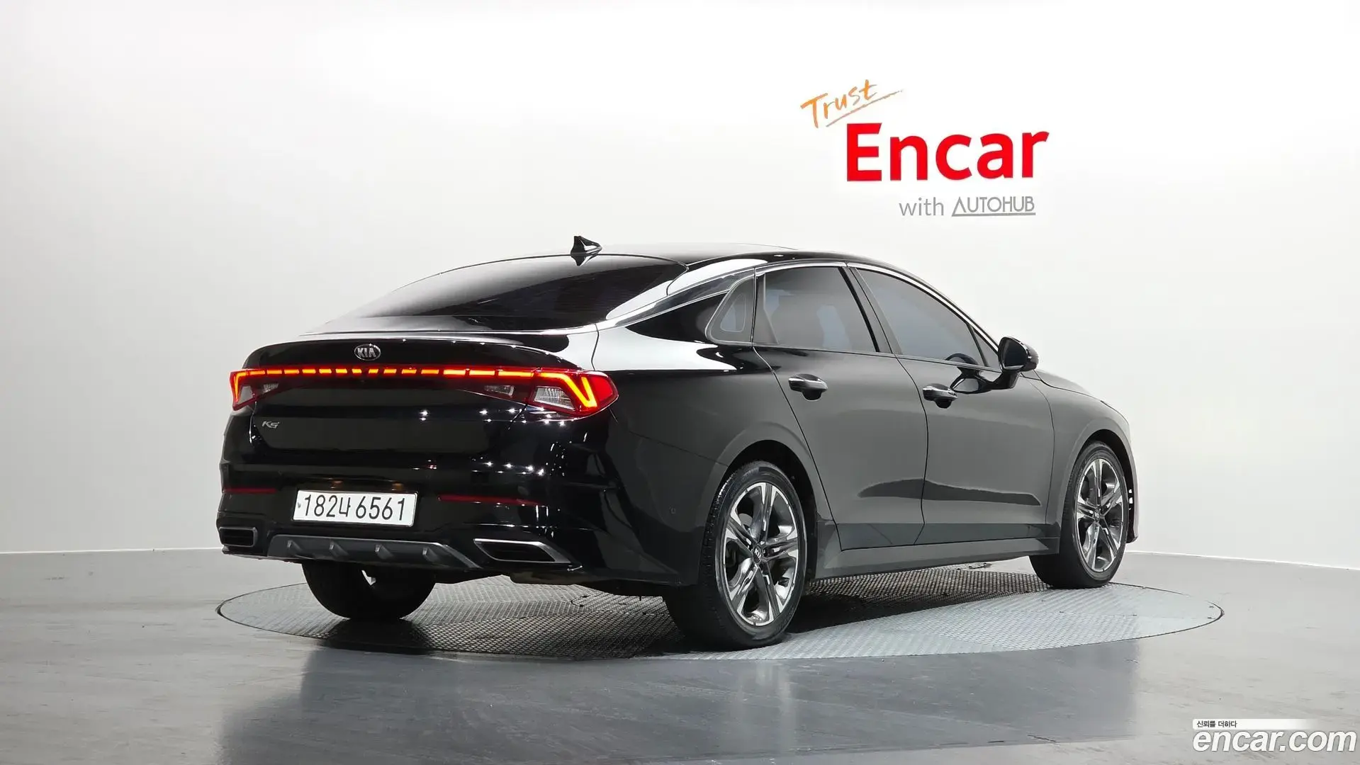 Main__Slider__Photo:K5 Kia 2021.1-1