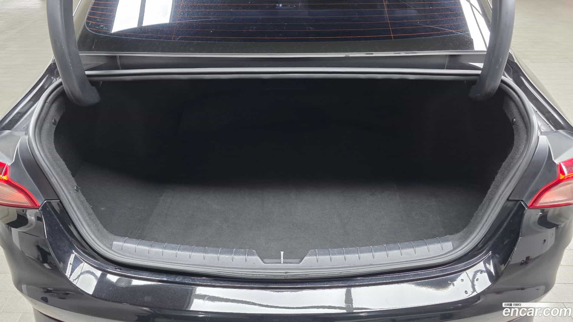 K5 Kia 2021.1-OPTION-024