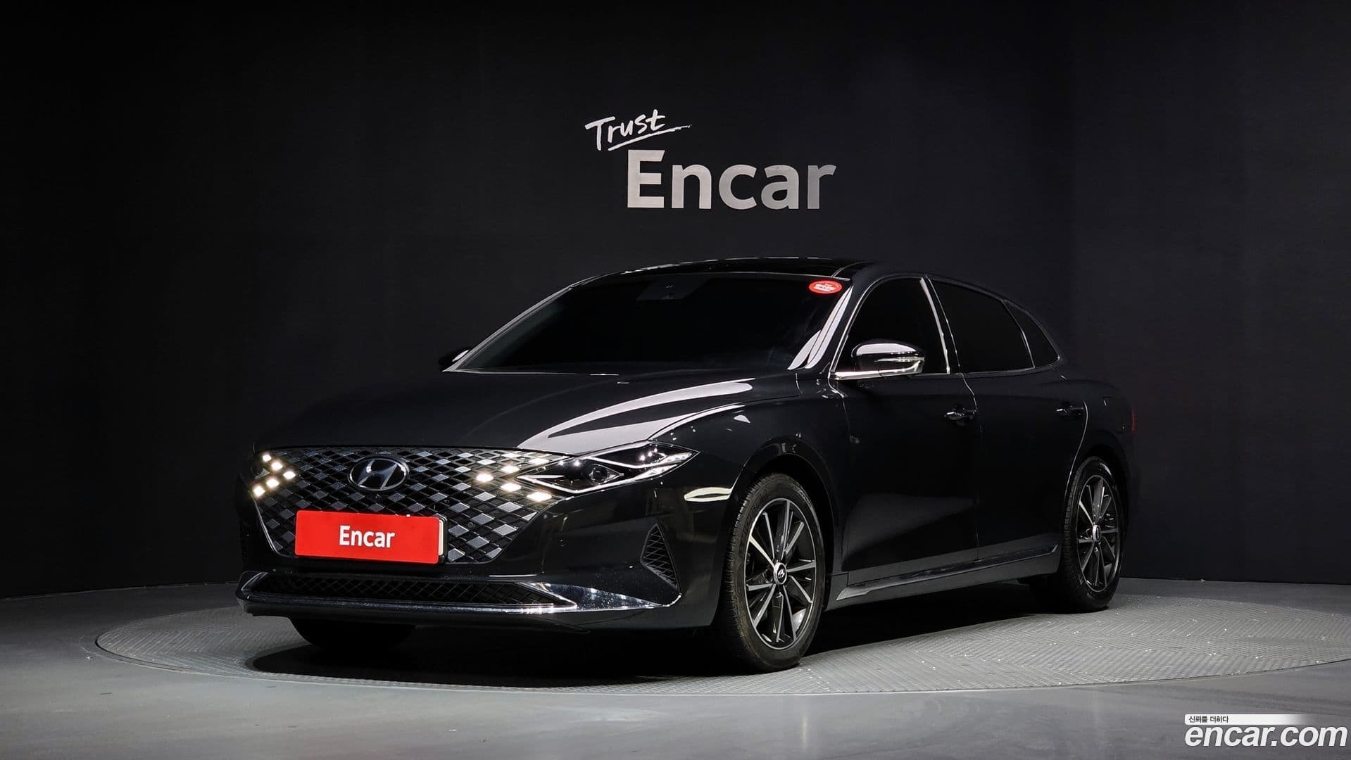 Main__Slider__Photo:Grandeur Hyundai 2020.11-0