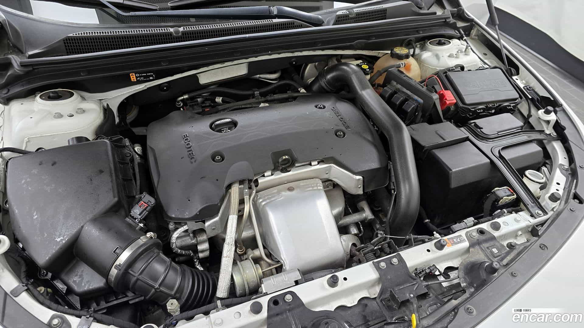 Malibu Chevrolet 2019.3-INNER-006