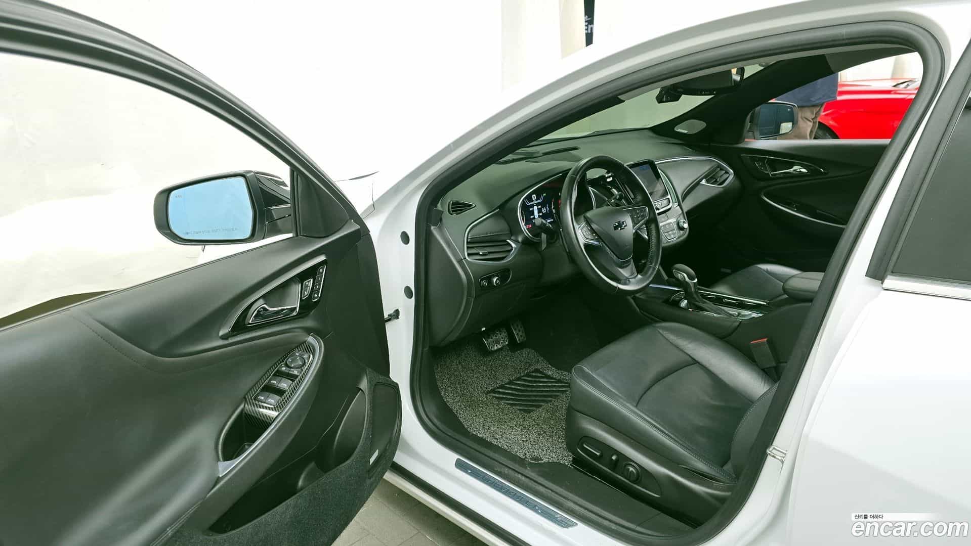Malibu Chevrolet 2019.3-INNER-010