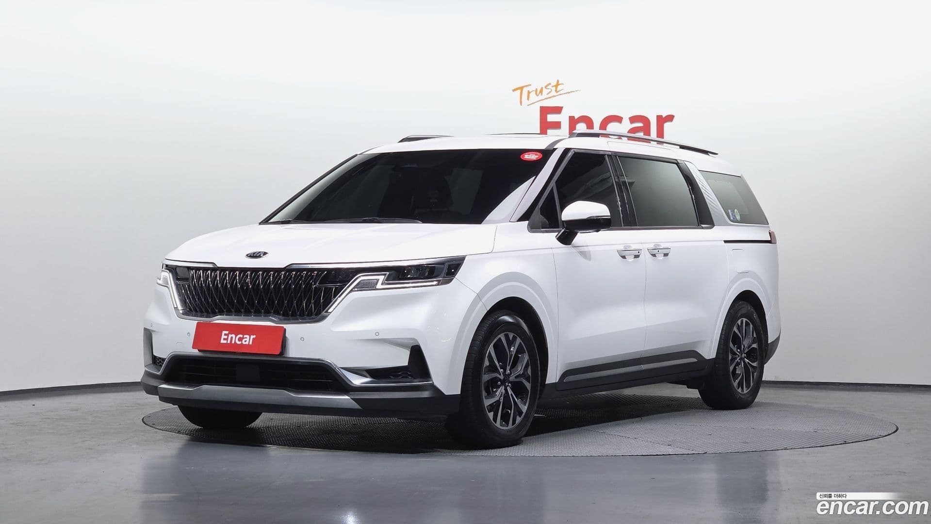 Main__Slider__Photo:Canival Kia 2021.2-0