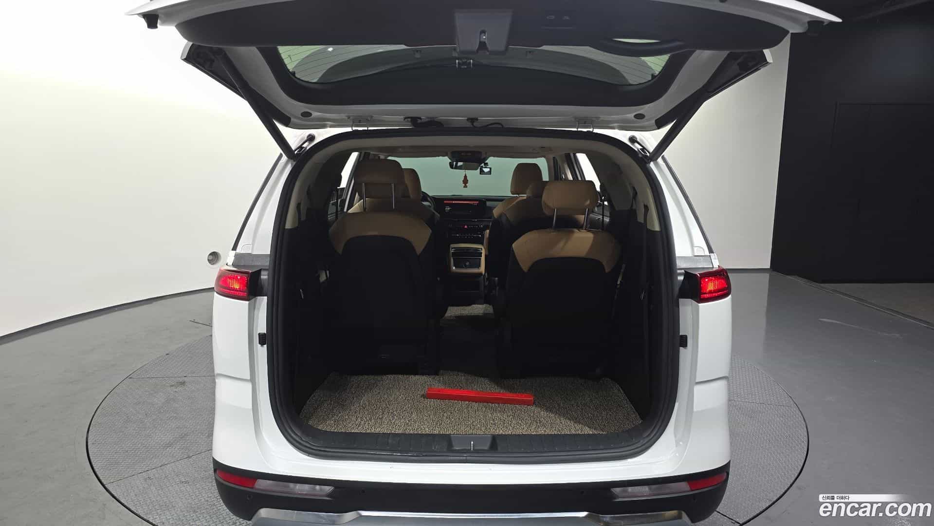 Canival Kia 2021.2-OPTION-024