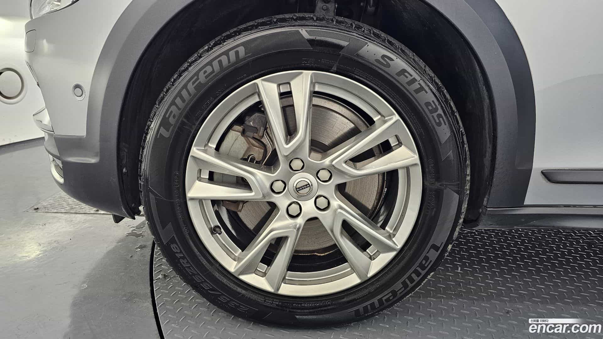 V90 Volvo 2017.4-OUTER-005