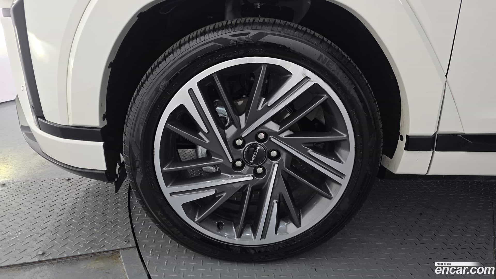 Actyon KG Mobility 2025.6-OUTER-005