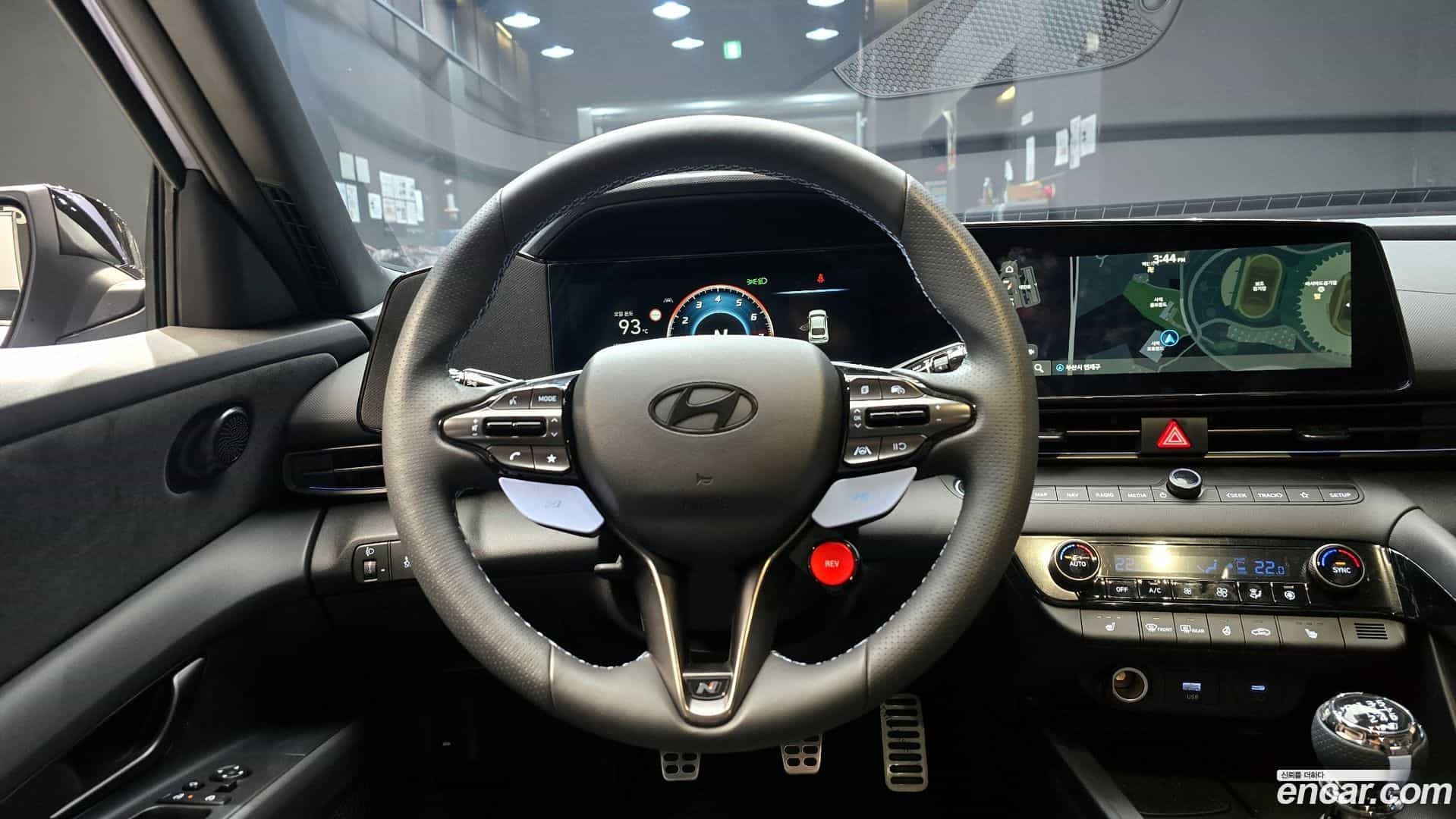 AVANTE Hyundai 2025.8-OPTION-018