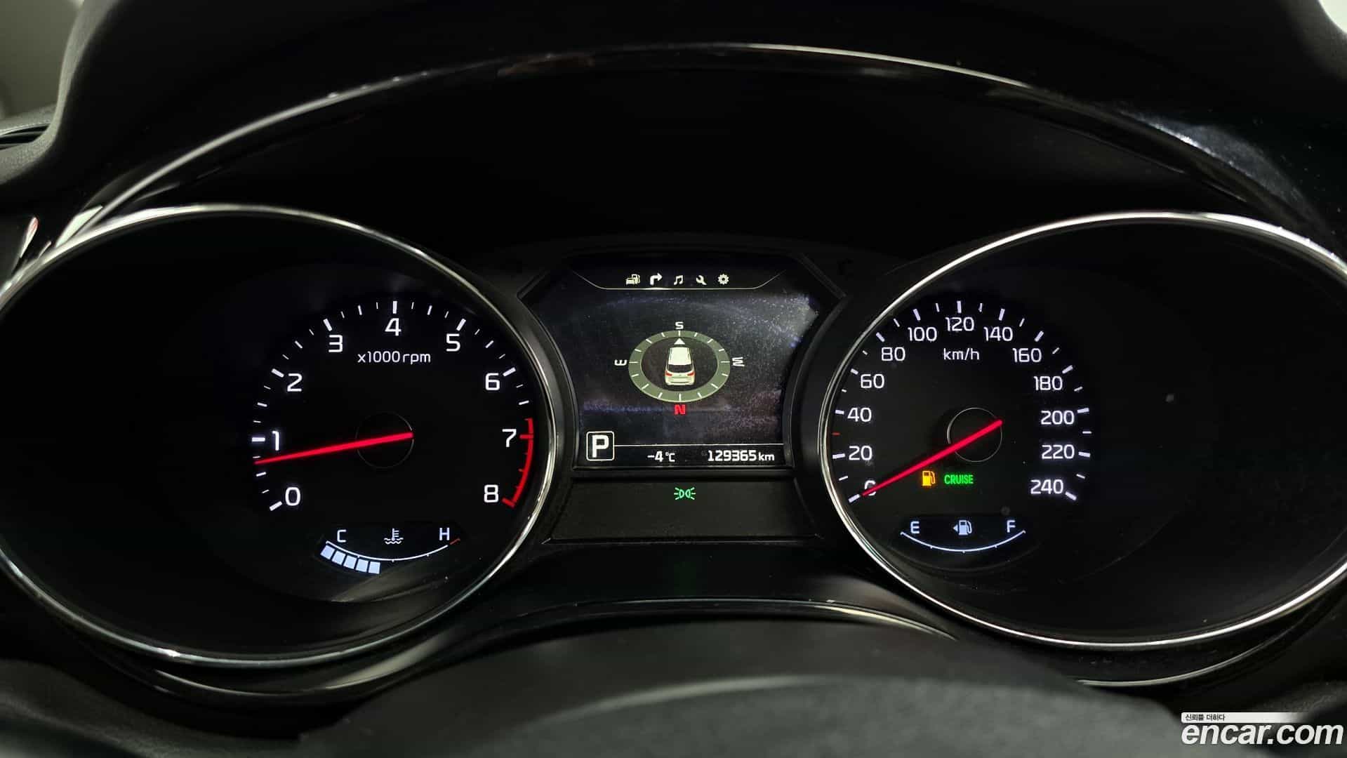 Canival Kia 2016.10-INNER-008