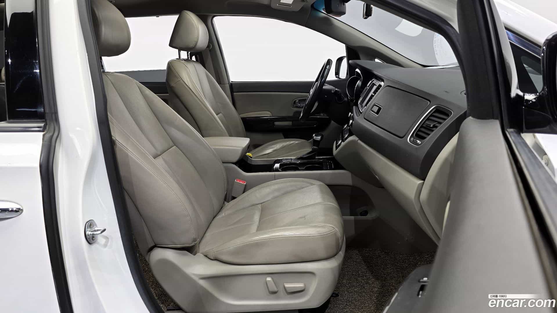 Canival Kia 2016.10-OPTION-015