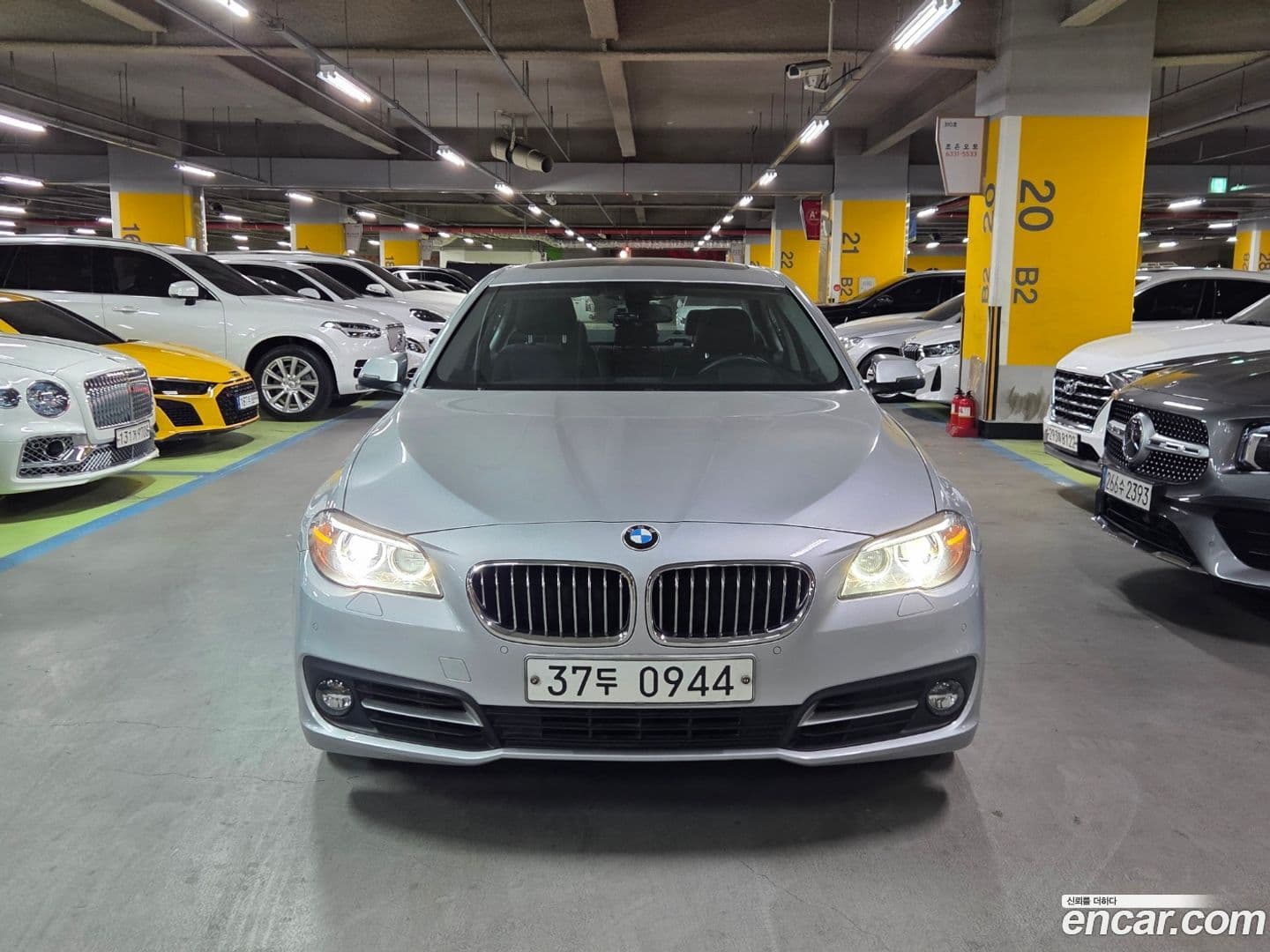 Main__Slider__Photo:5-Series BMW 2015.9-0