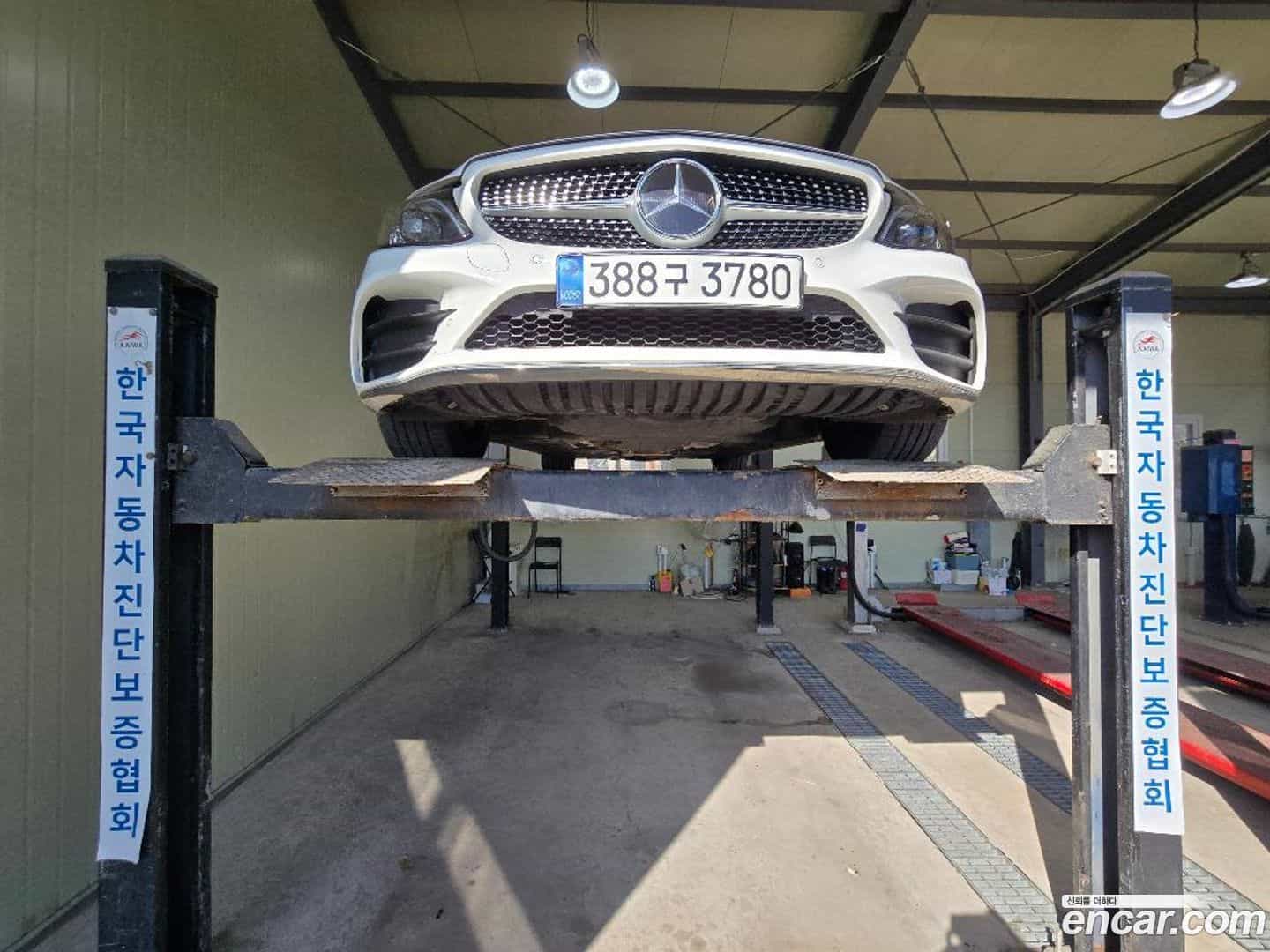 C-Class Mercedes-Benz 2021.3-OUTER-001