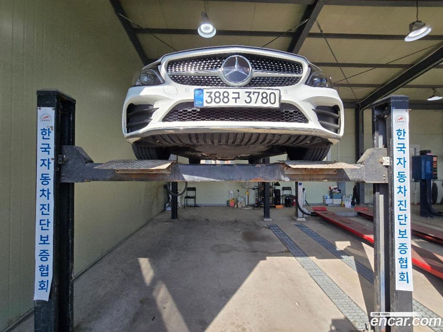 Main__Slider__Photo:C-Class Mercedes-Benz 2021.3-0