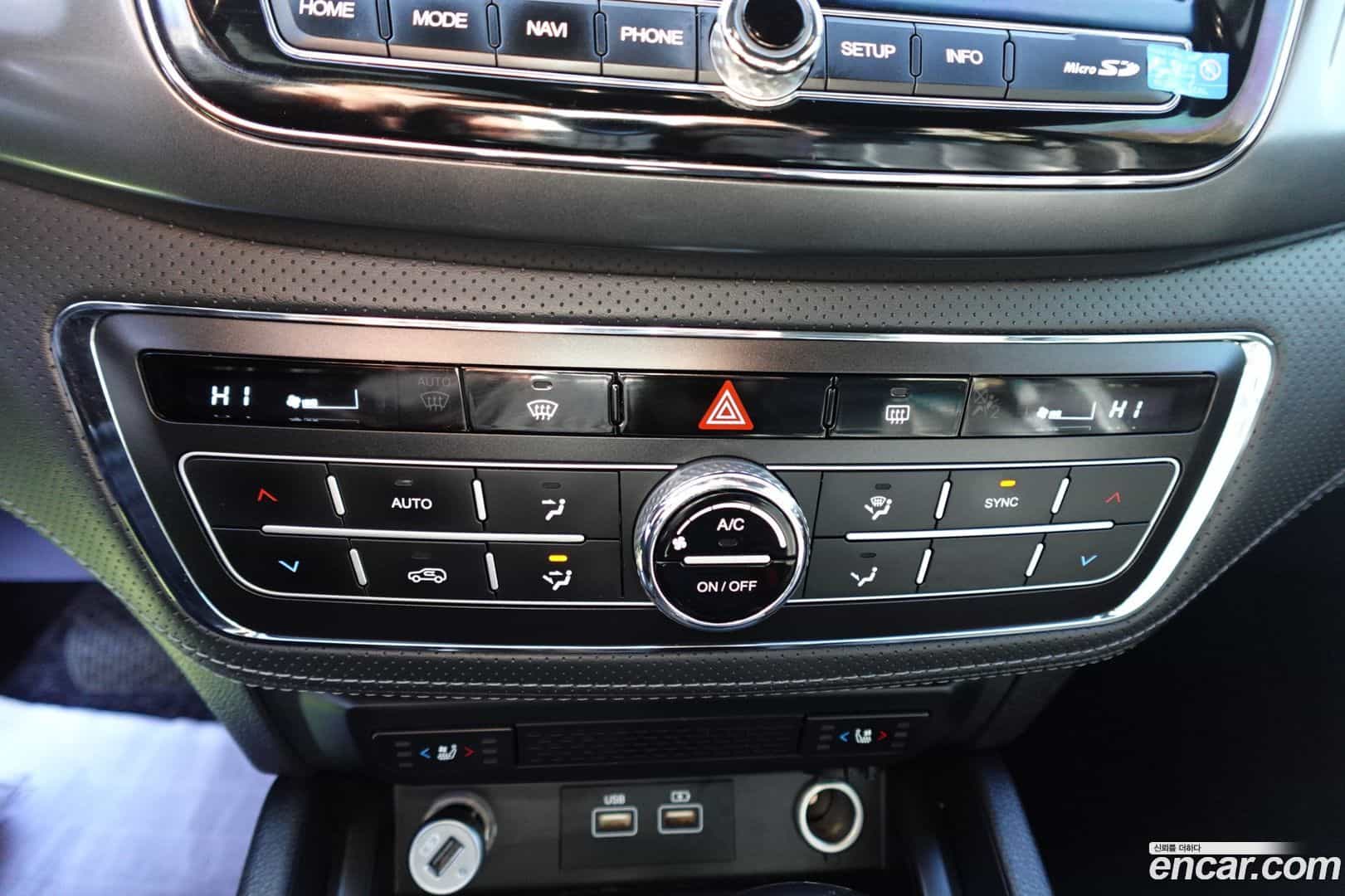 Rexton KG Mobility 2022.0-INNER-010