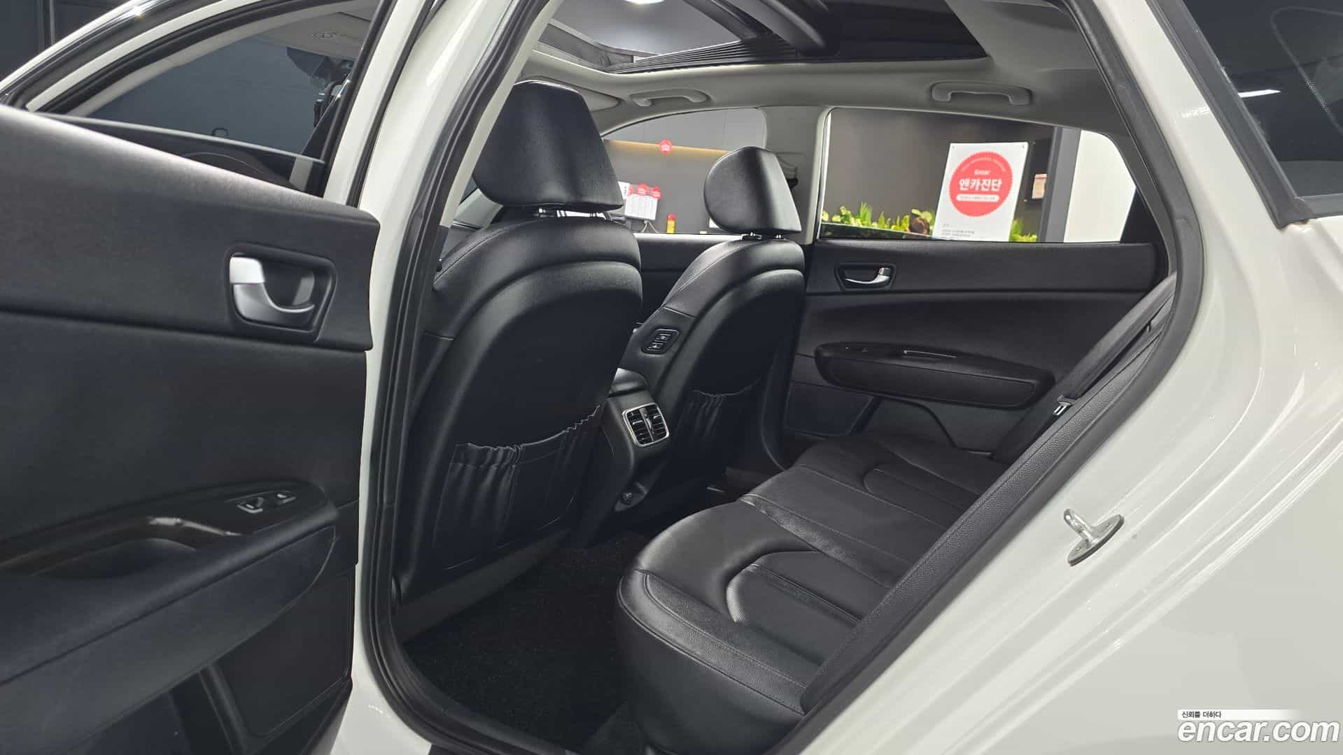 K5 Kia 2019.0-OPTION-016