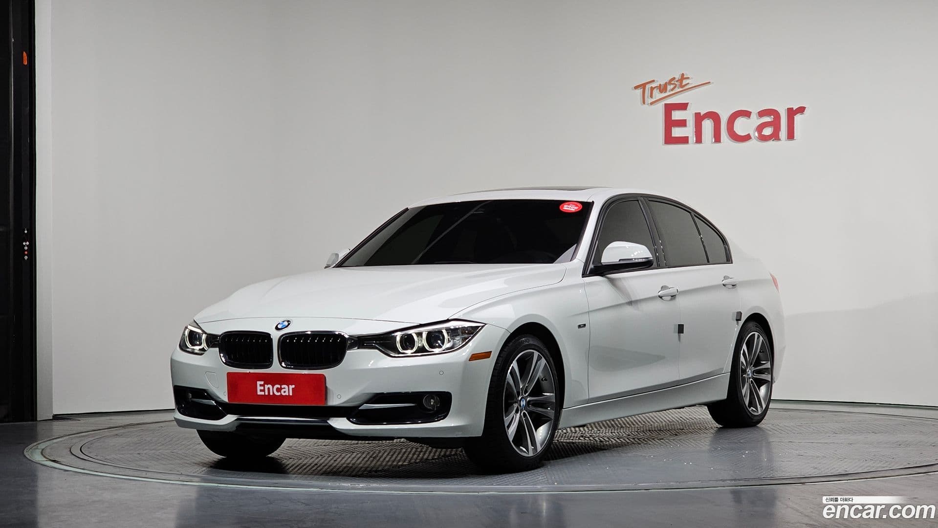 Main__Slider__Photo:3-Series BMW 2015.5-0