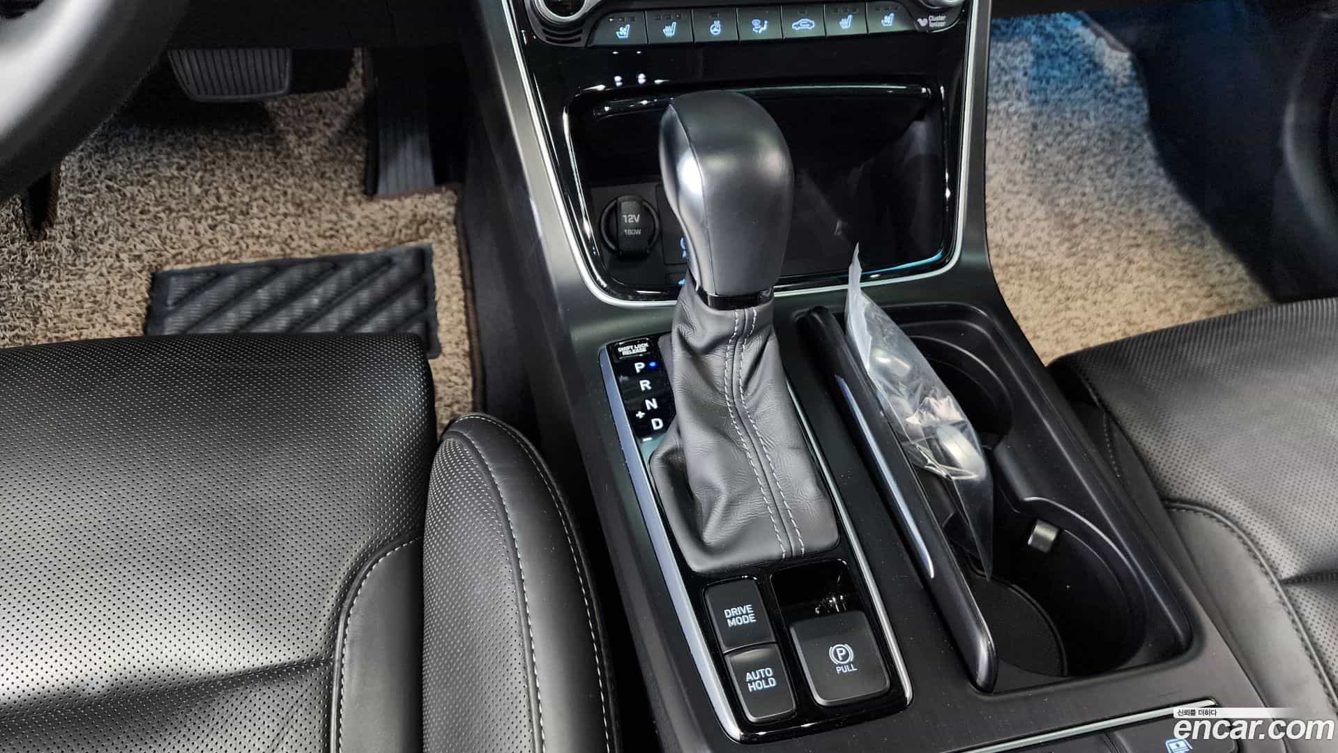 Grandeur Hyundai 2018.5-INNER-009