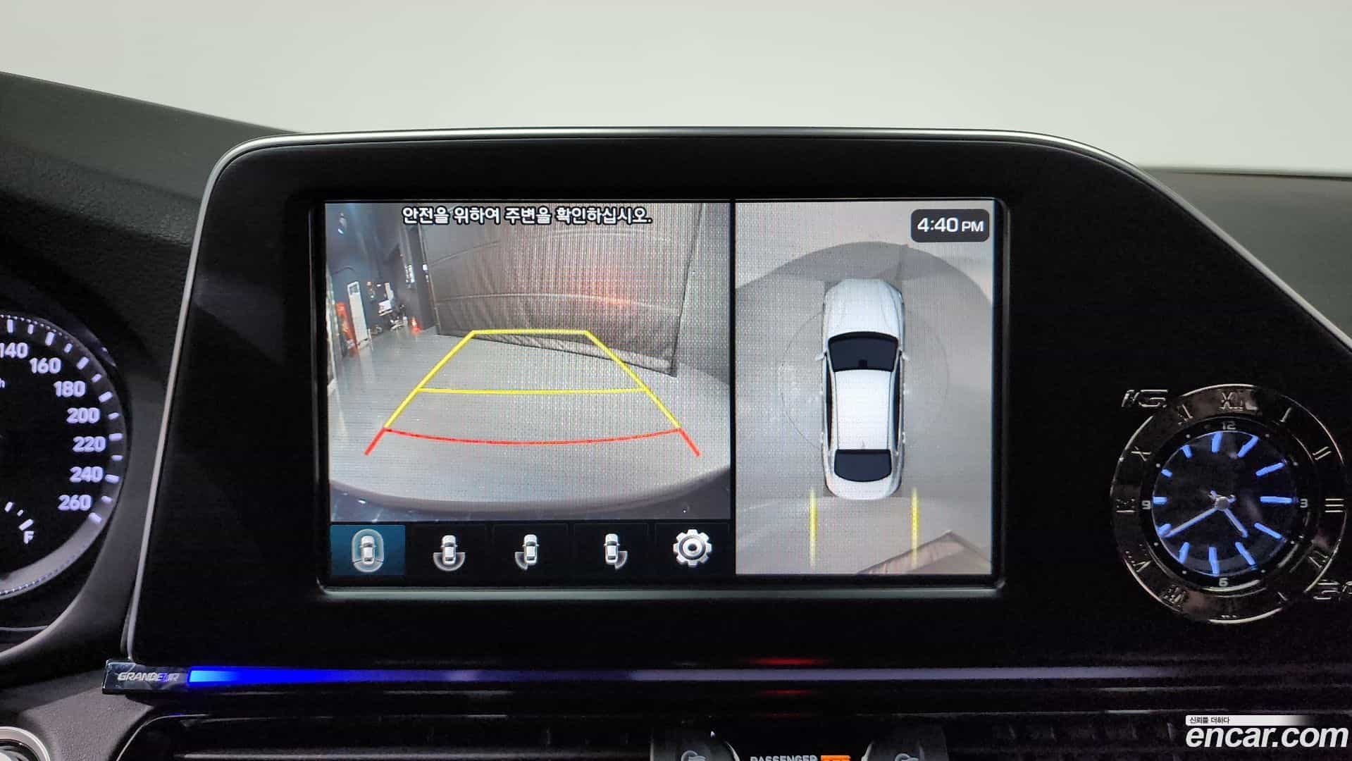 Grandeur Hyundai 2018.5-OPTION-021