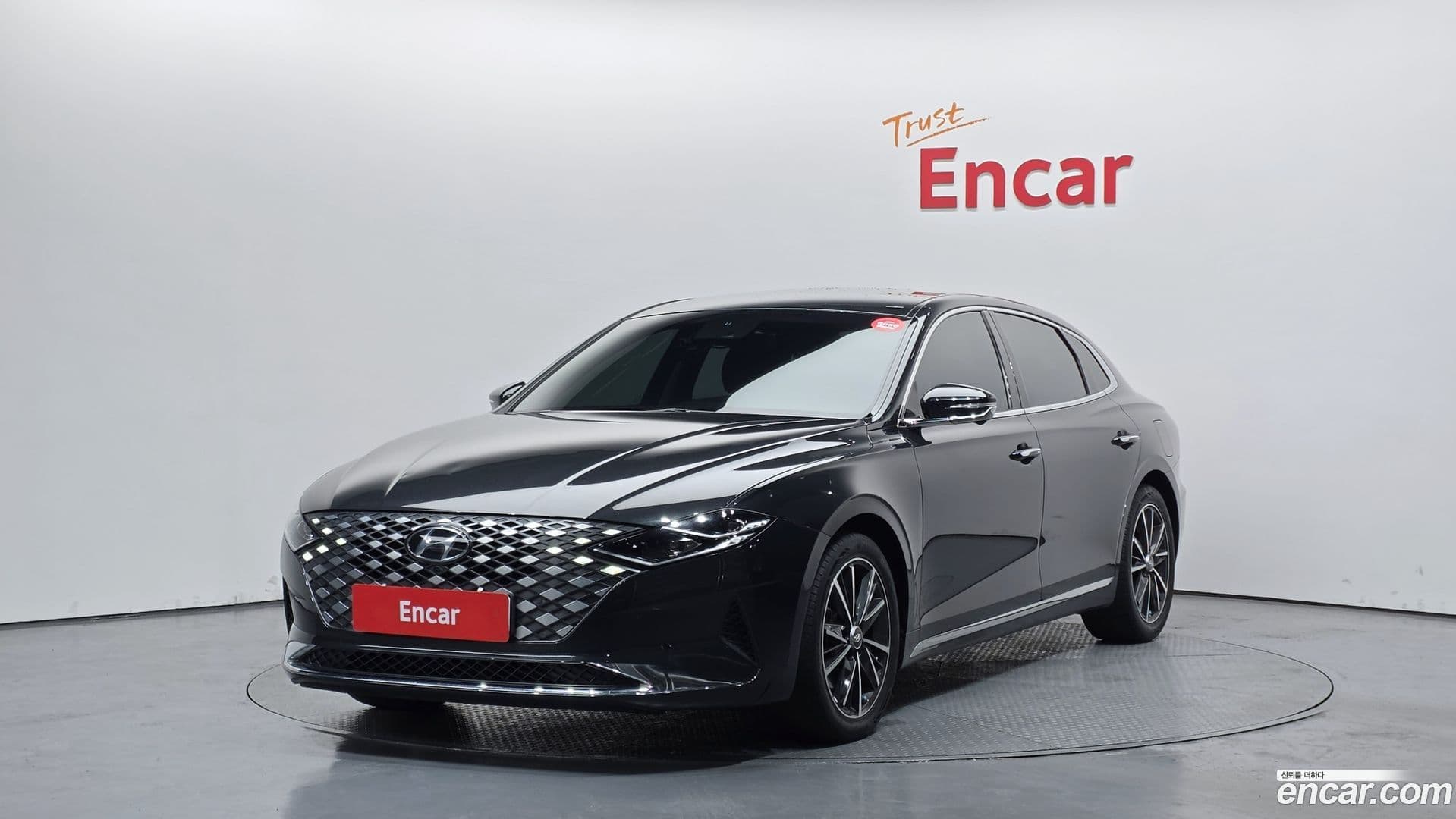 Main__Slider__Photo:Grandeur Hyundai 2022.0-0