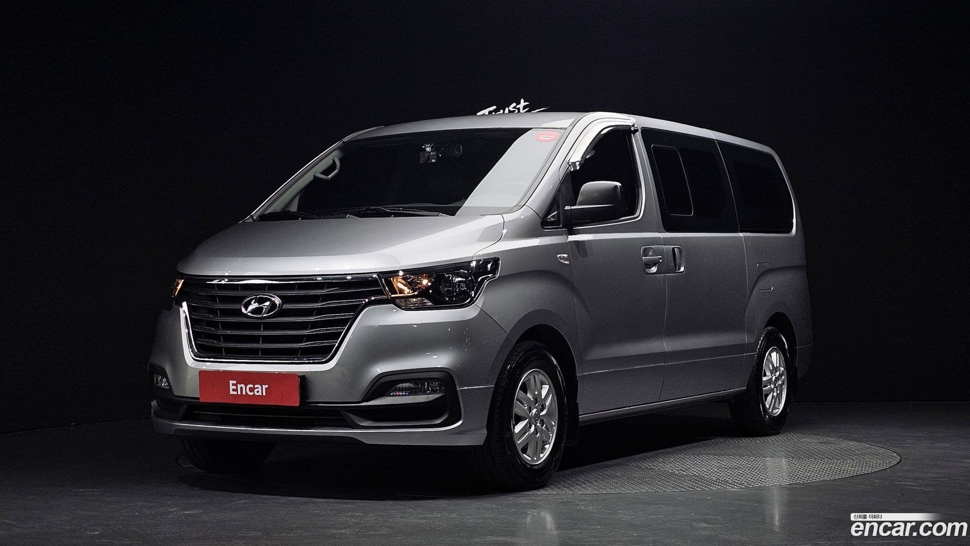 Main__Slider__Photo:Starex Hyundai 2019.1-0