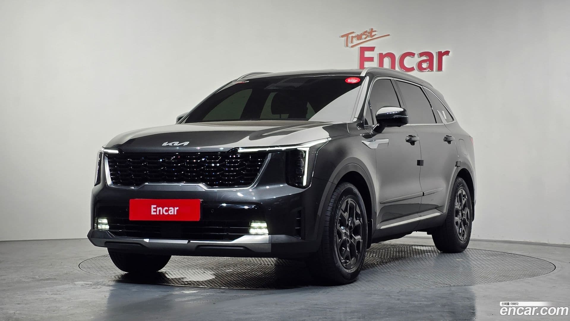 Main__Slider__Photo:Sorento Kia 2024.8-0