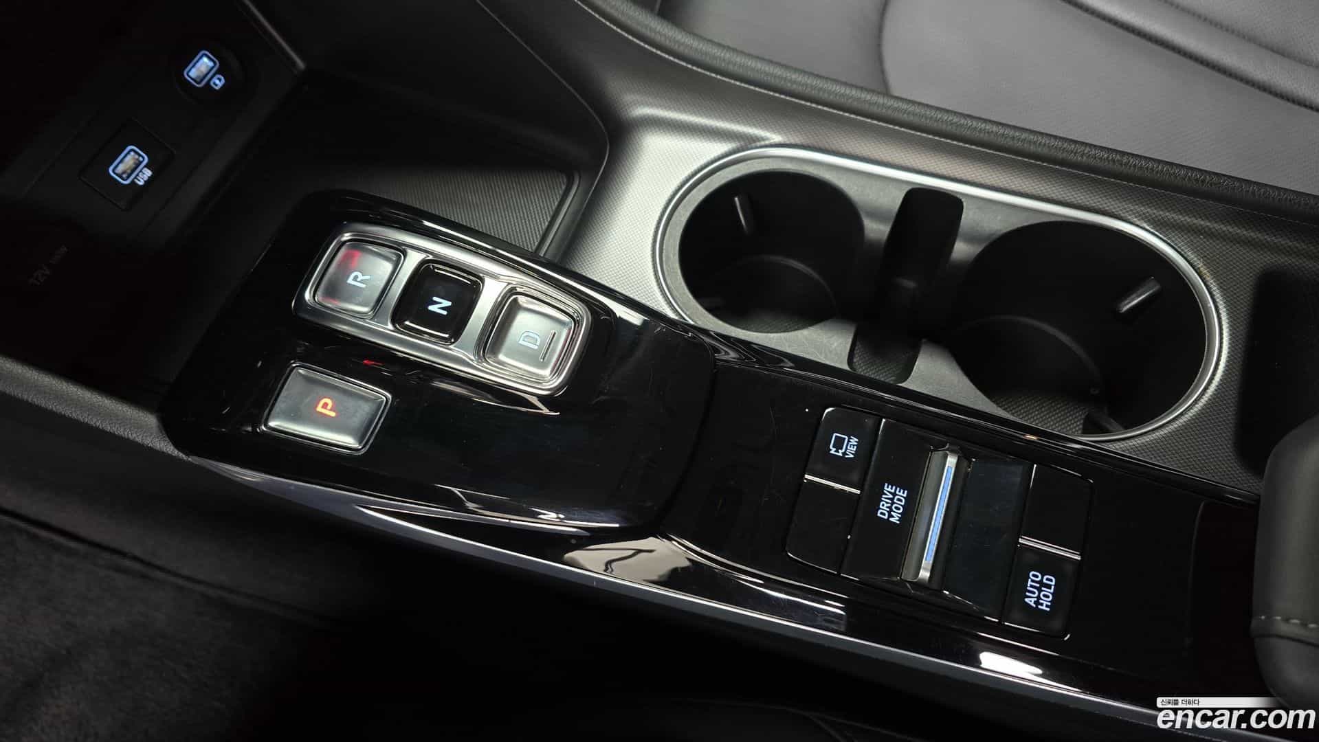 Sonata Hyundai 2019.4-INNER-009