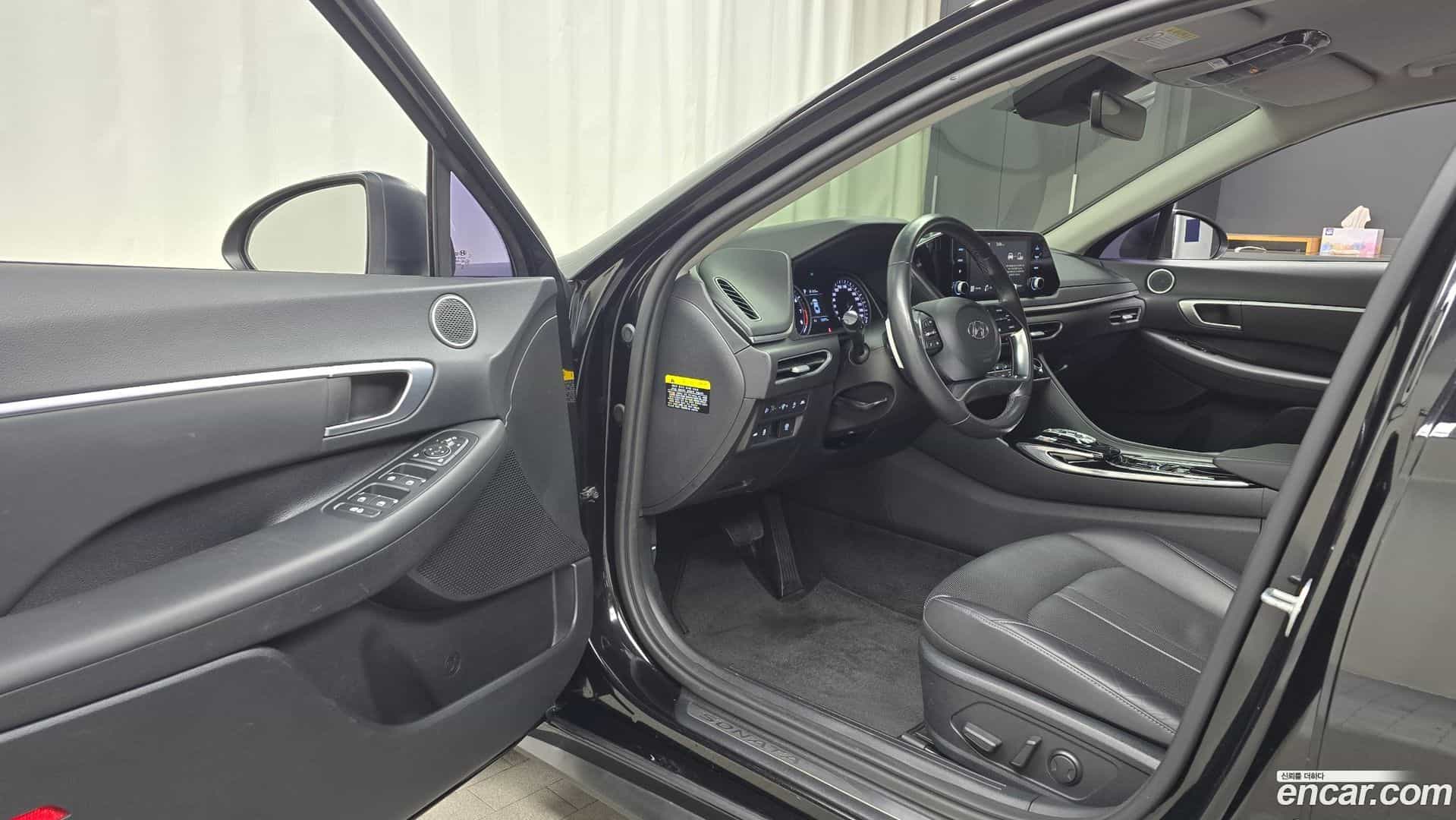 Sonata Hyundai 2019.4-INNER-010