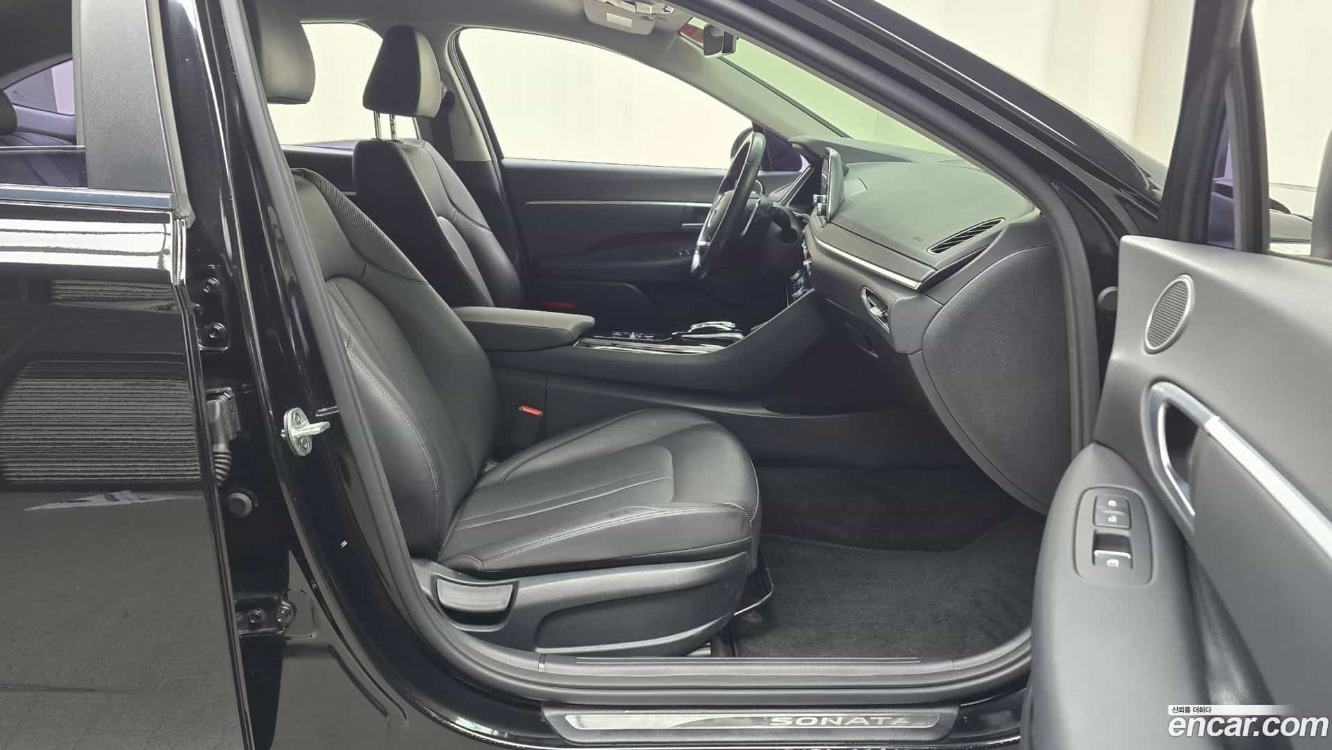 Sonata Hyundai 2019.4-OPTION-015