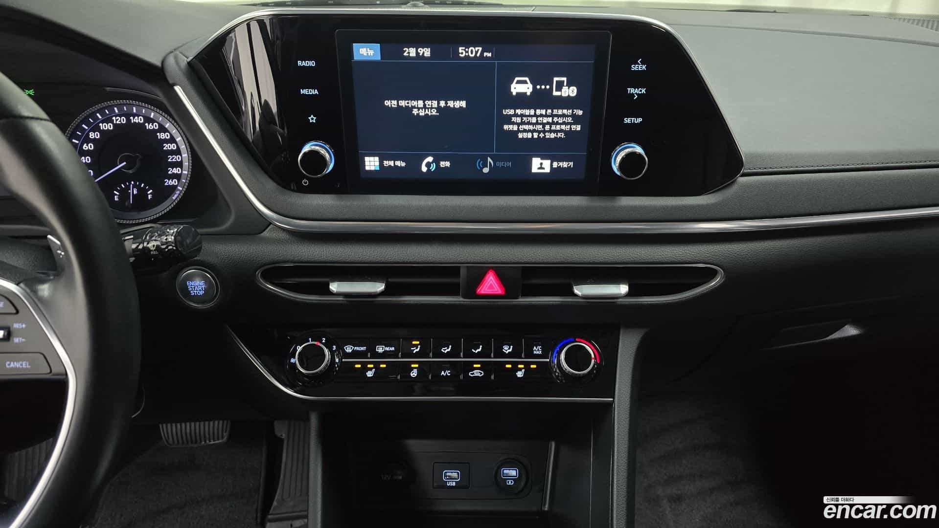 Sonata Hyundai 2019.4-OPTION-018