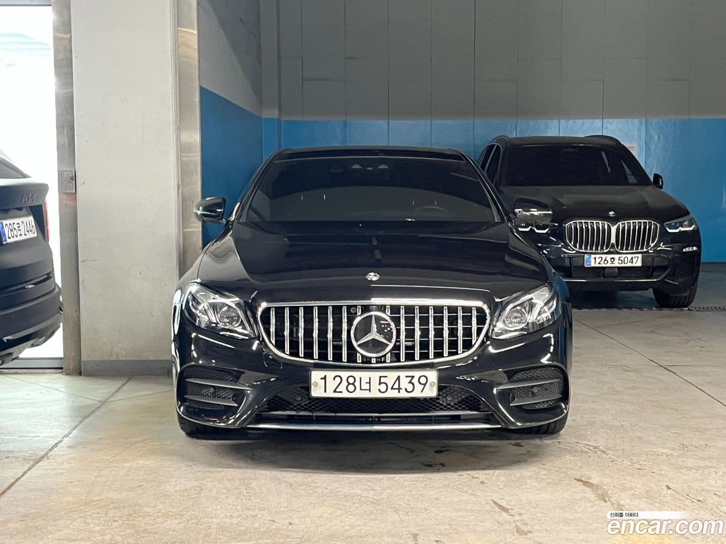 Main__Slider__Photo:E-Class Mercedes-Benz 2019.8-0