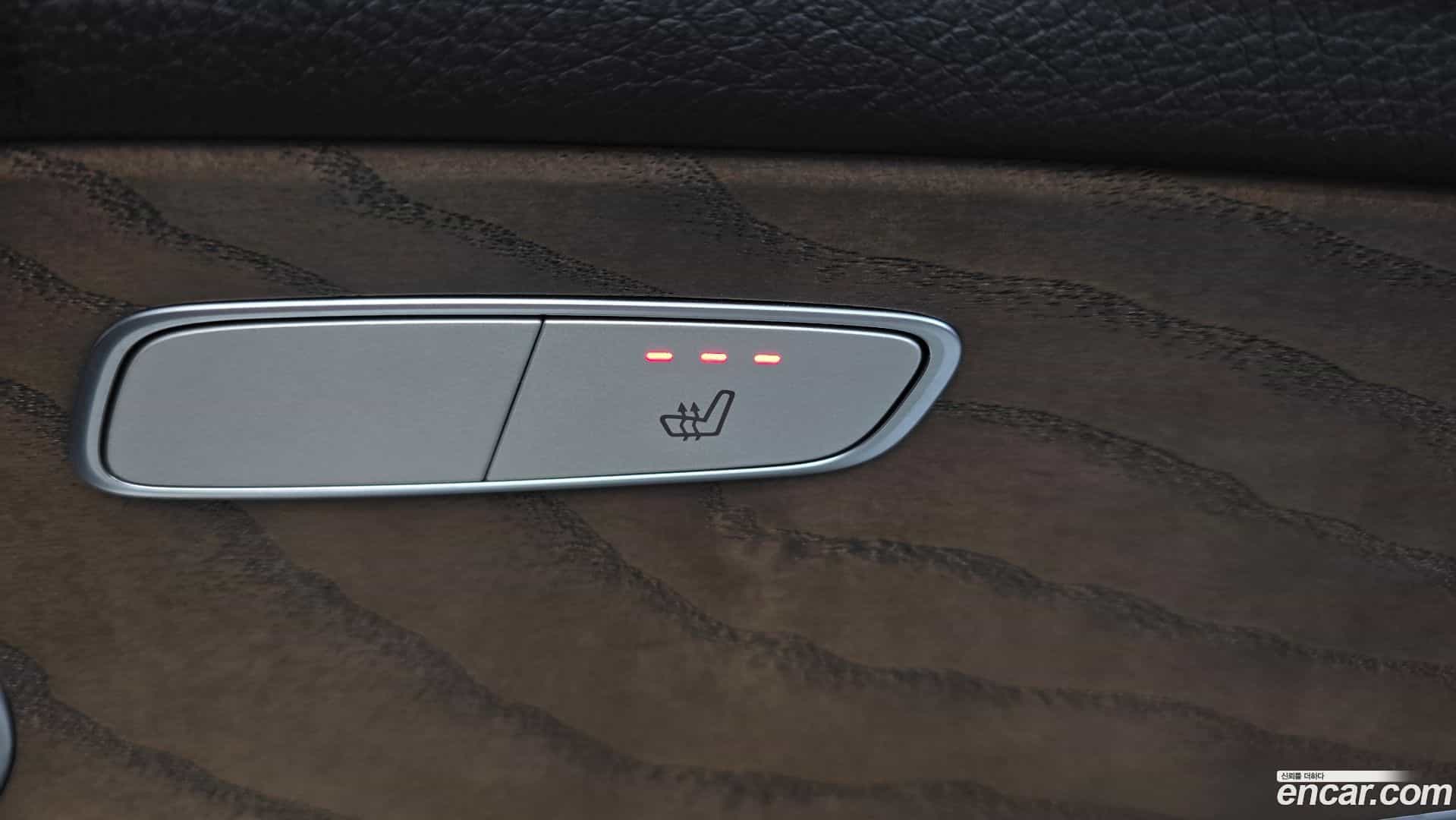 E-Class Mercedes-Benz 2018.4-OPTION-022