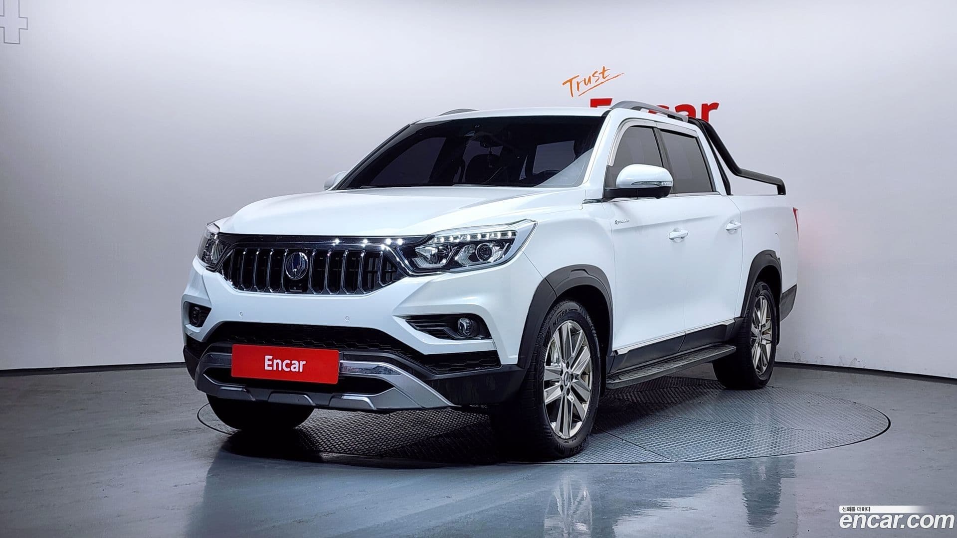 Main__Slider__Photo:Rexton KG Mobility 2019.0-0